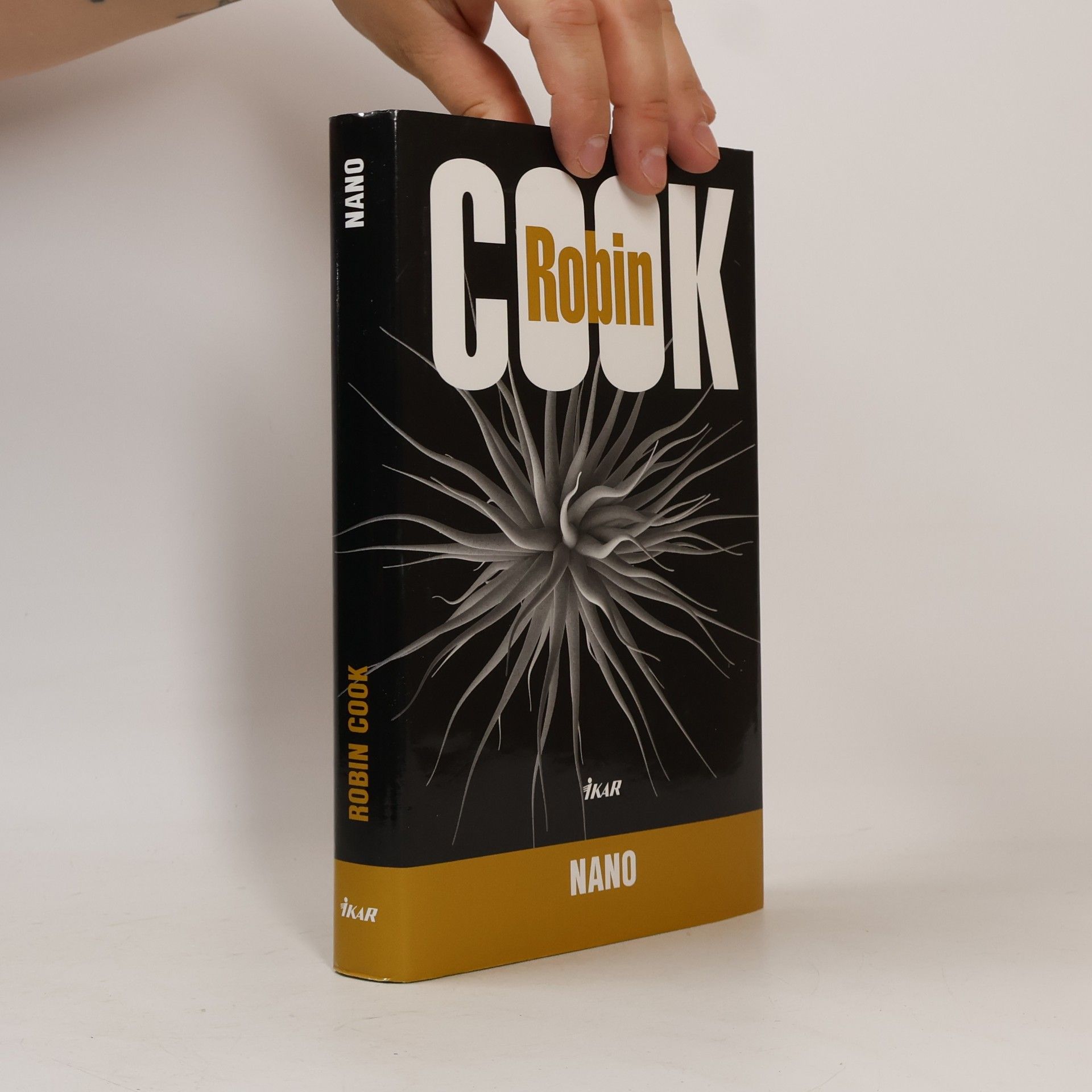 Robin Cook Nano