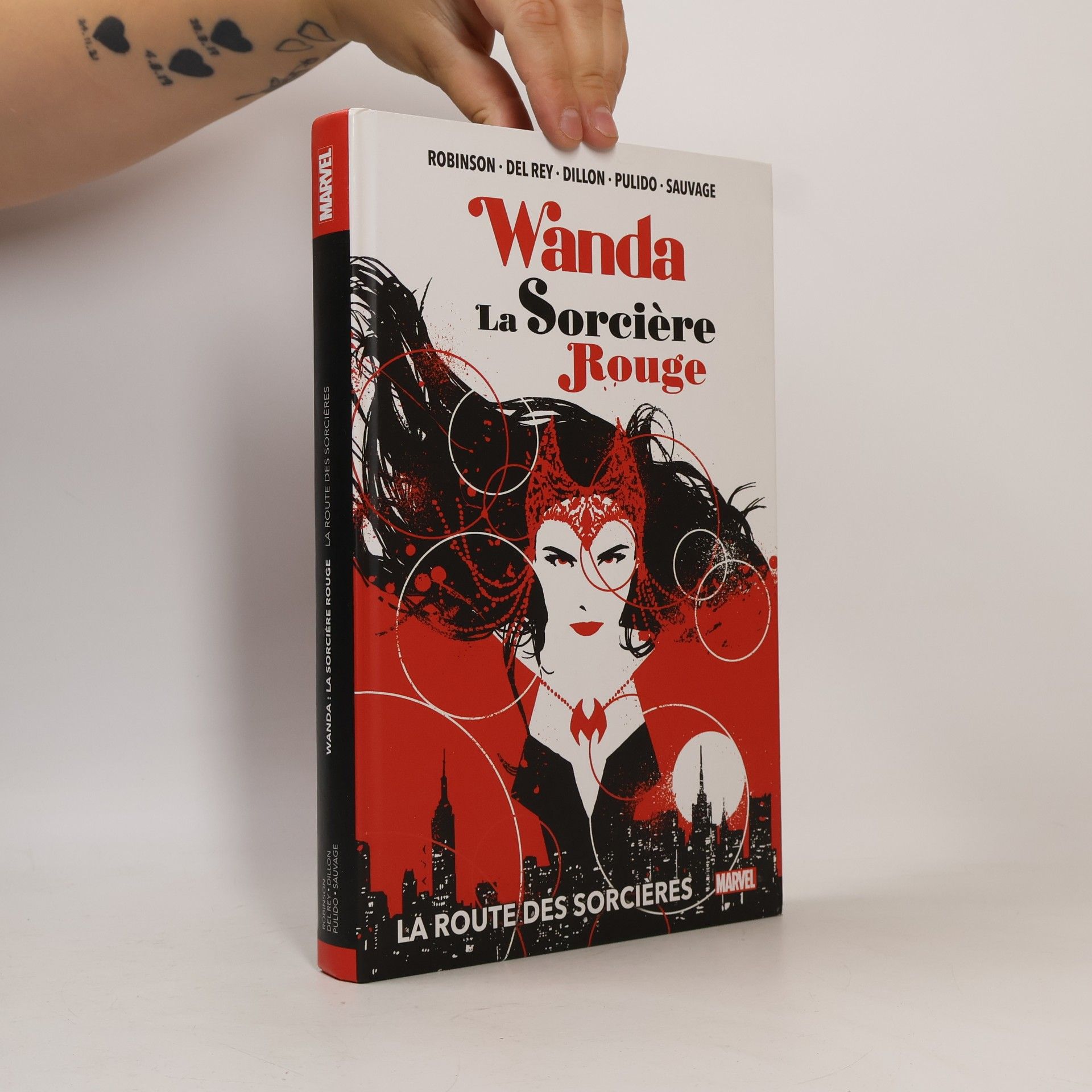 Wanda La Sorcière Rouge