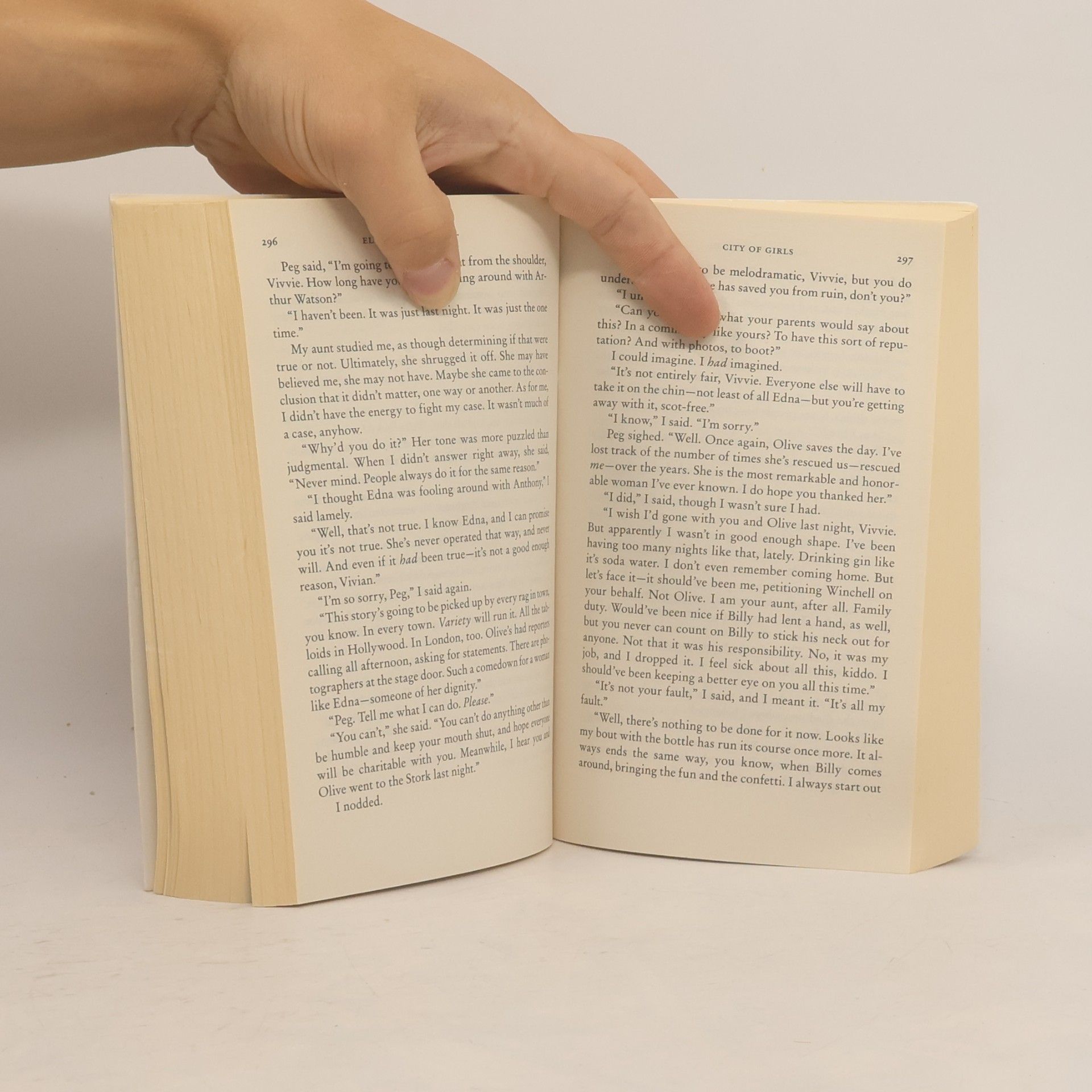 Elizabeth Gilbert City of girls
