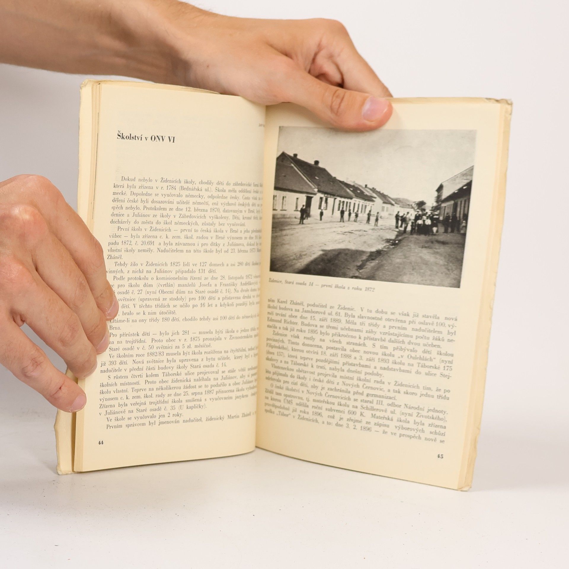 Autores varios 750 let ze života obcí ONV VI v Brně