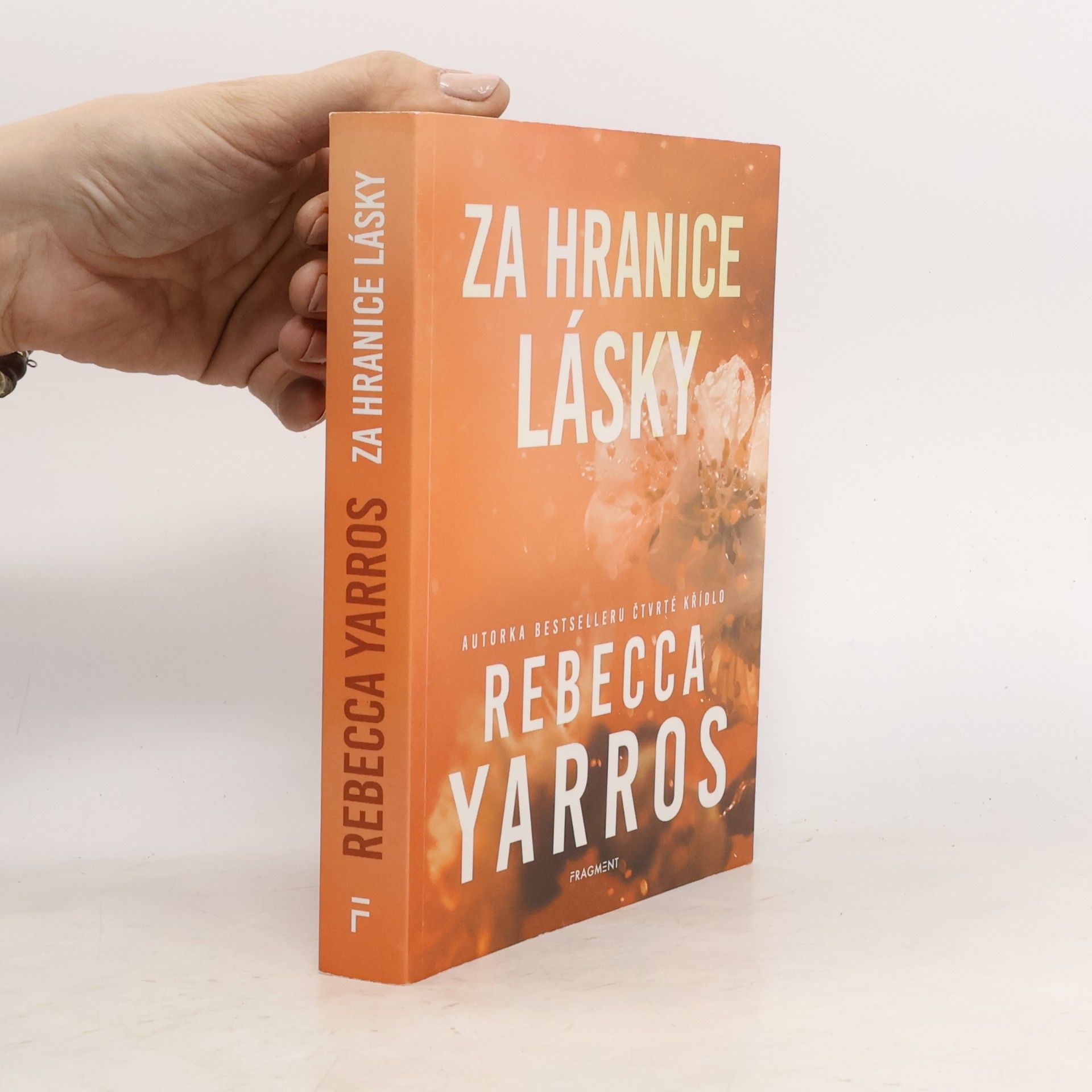 Rebecca Yarros Za hranice lásky