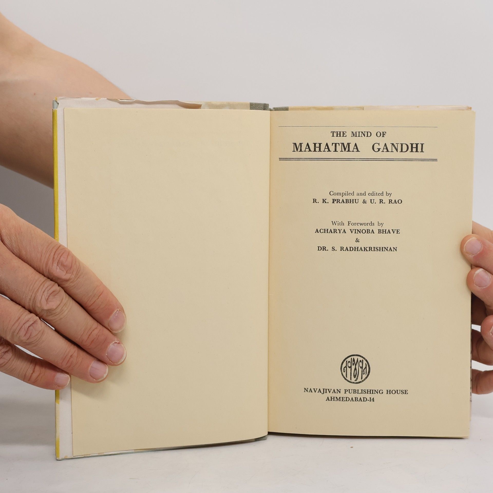 R. K. Prabhu The Mind of Mahatma Gandhi