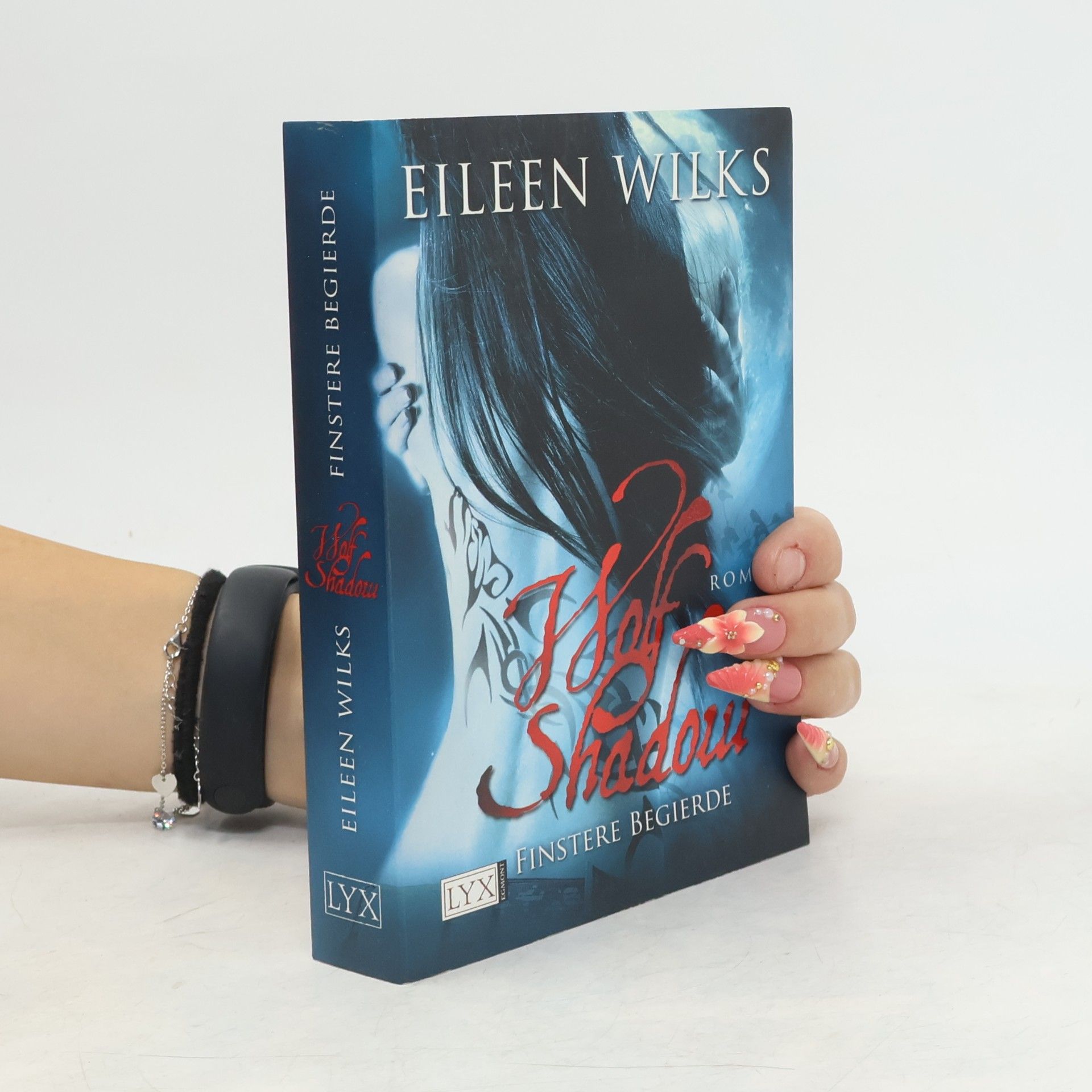 Eileen Wilks Wolf Shadow 4