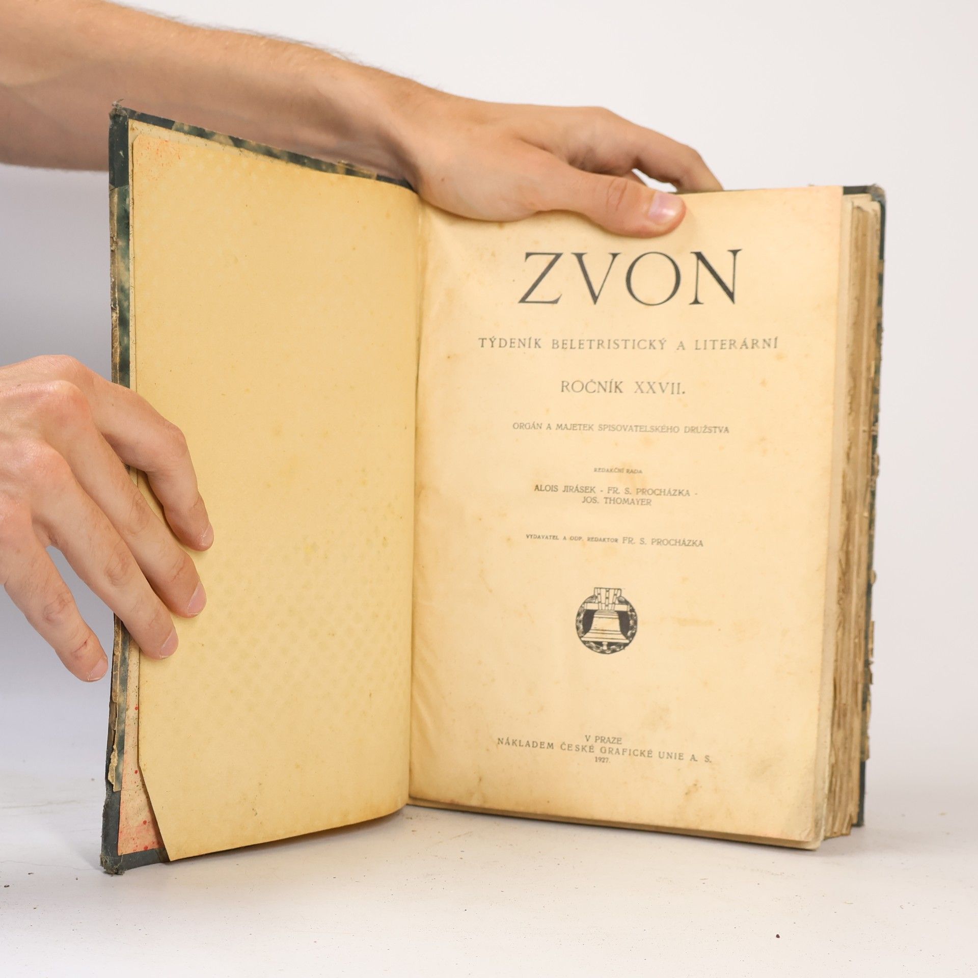 Kolektív autorov Zvon