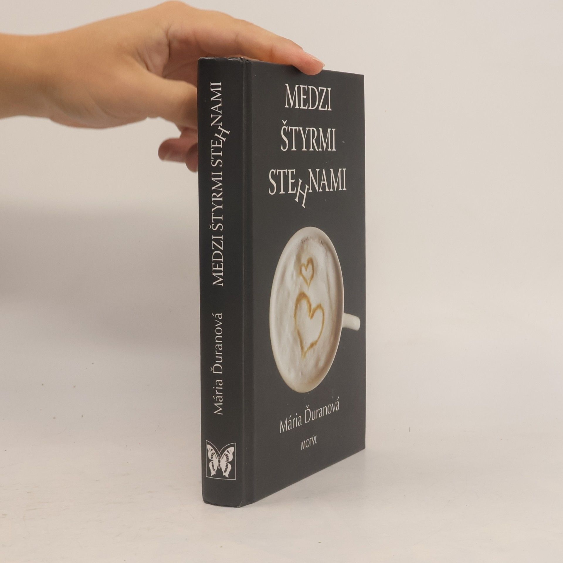 Mária Ďuranová Medzi štyrmi stehnami