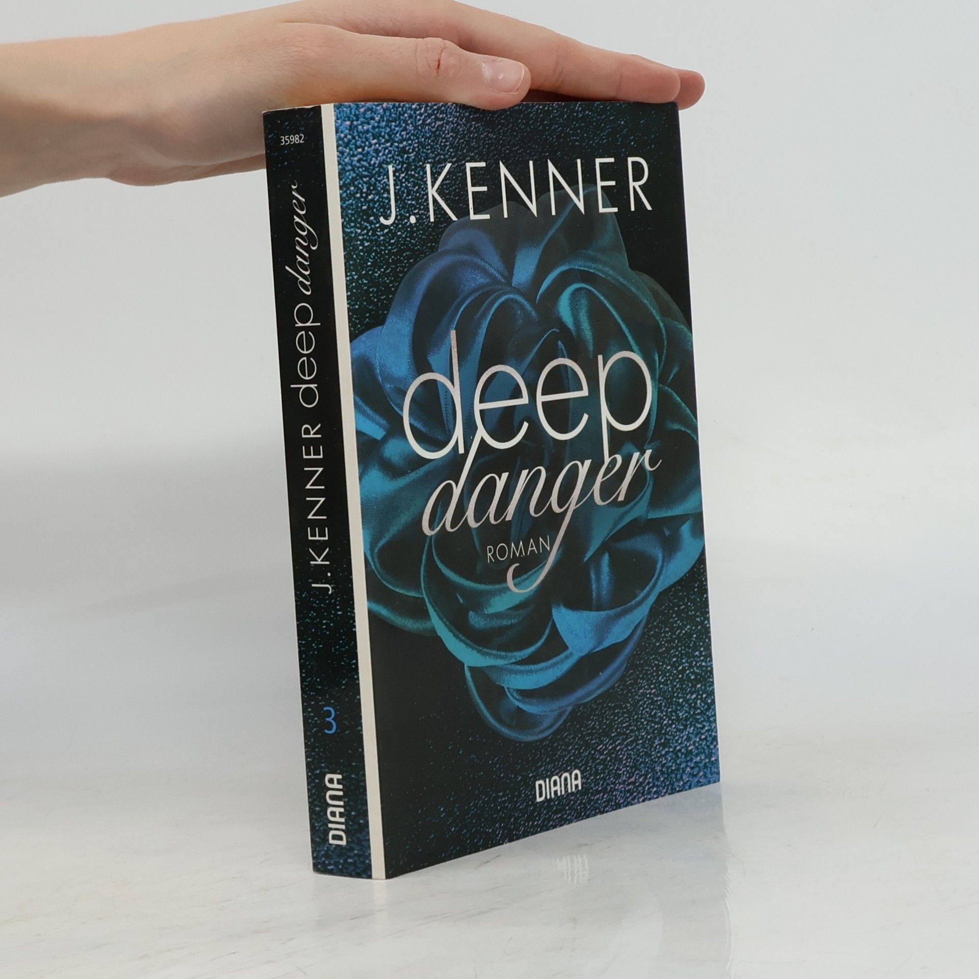 Julie Kenner Deep Danger