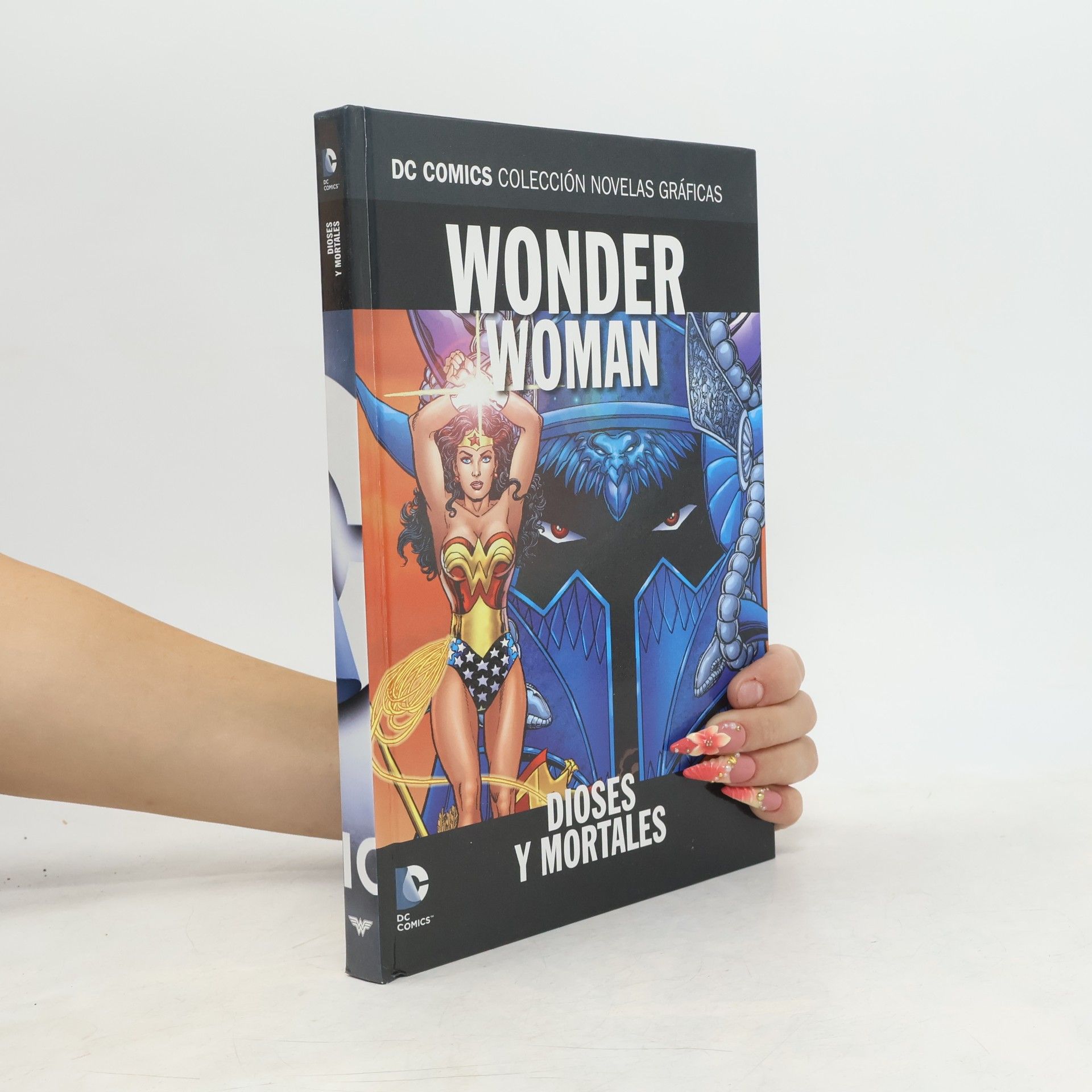 Greg Potter Wonder Woman. Bohové a smrtelníci