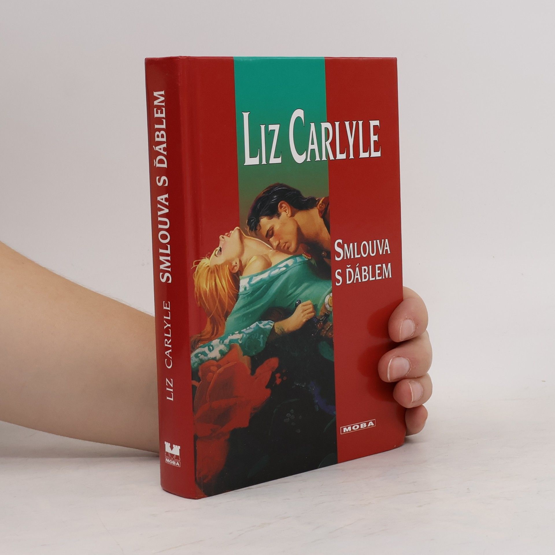 Liz Carlyle Smlouva s ďáblem