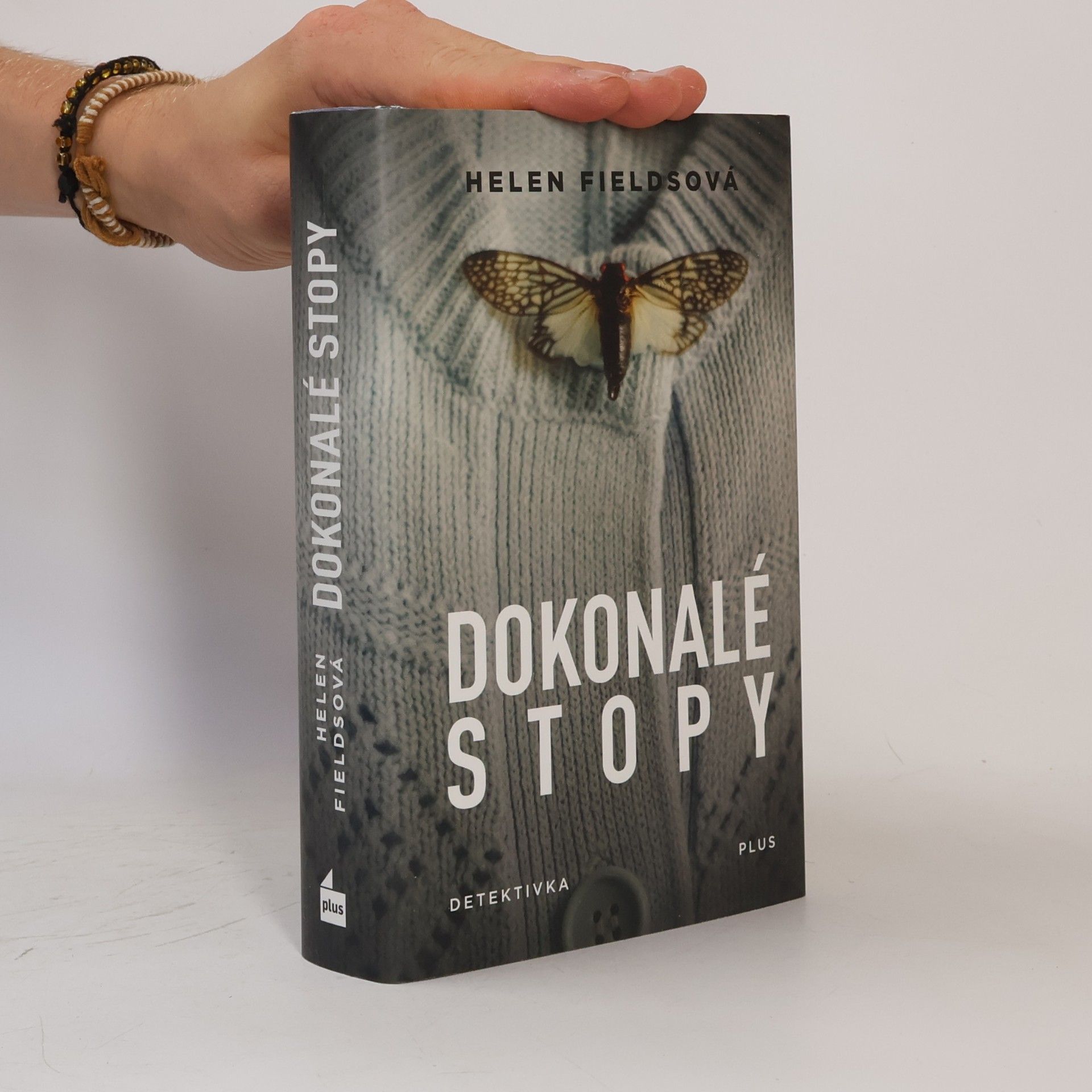 Helen Fields Dokonalé stopy