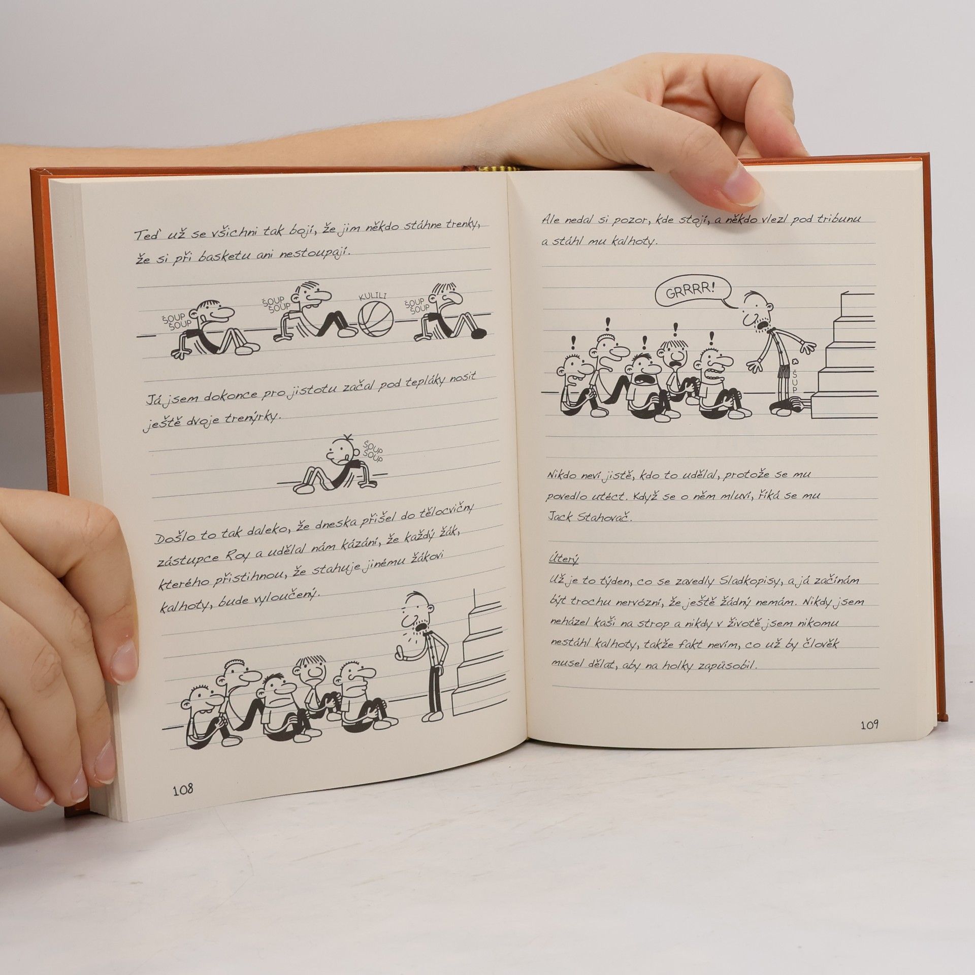 Jeff Kinney Deník malého poseroutky 7. Páté kolo u vozu