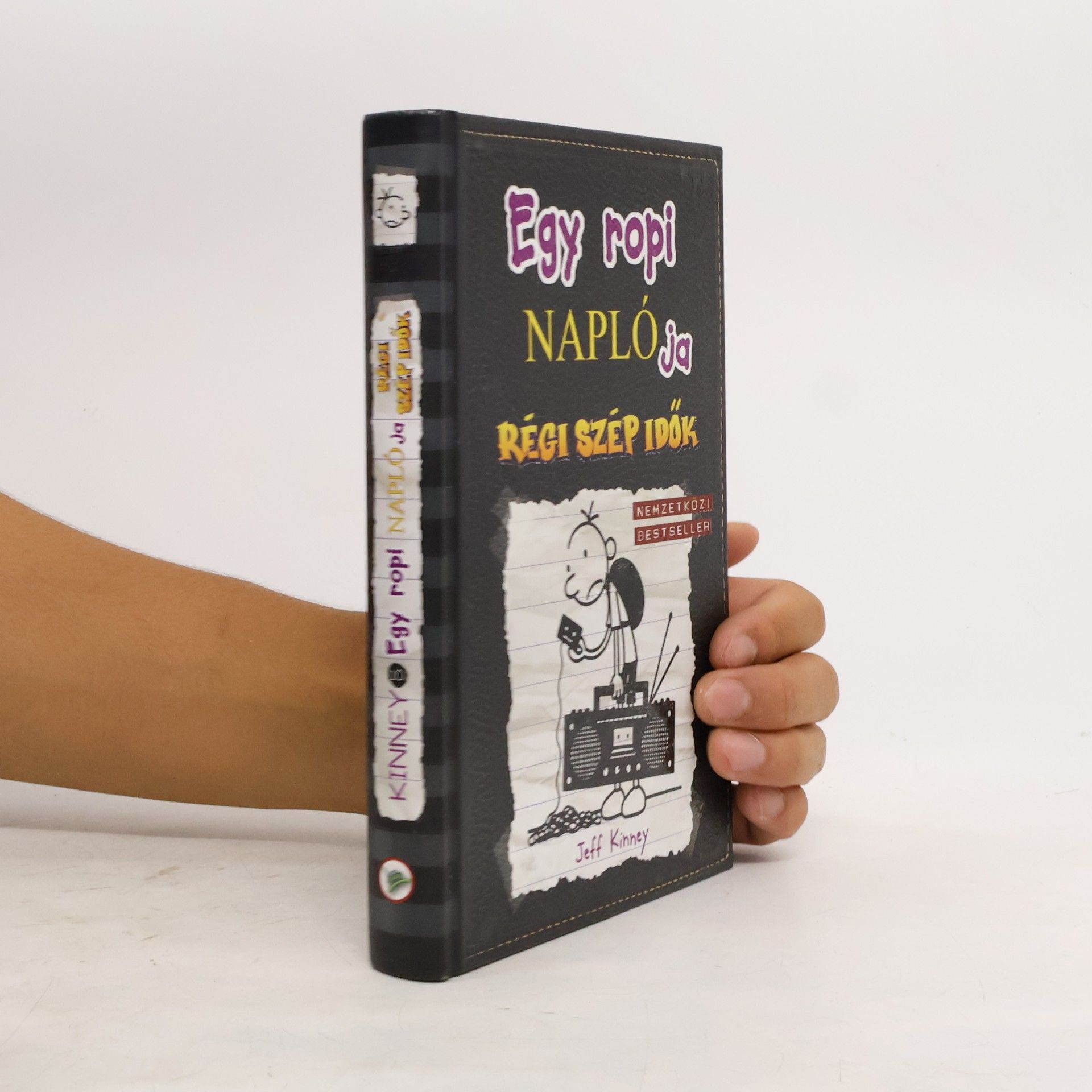 Jeff Kinney Egy ropi naplója 10. Régi szép idők