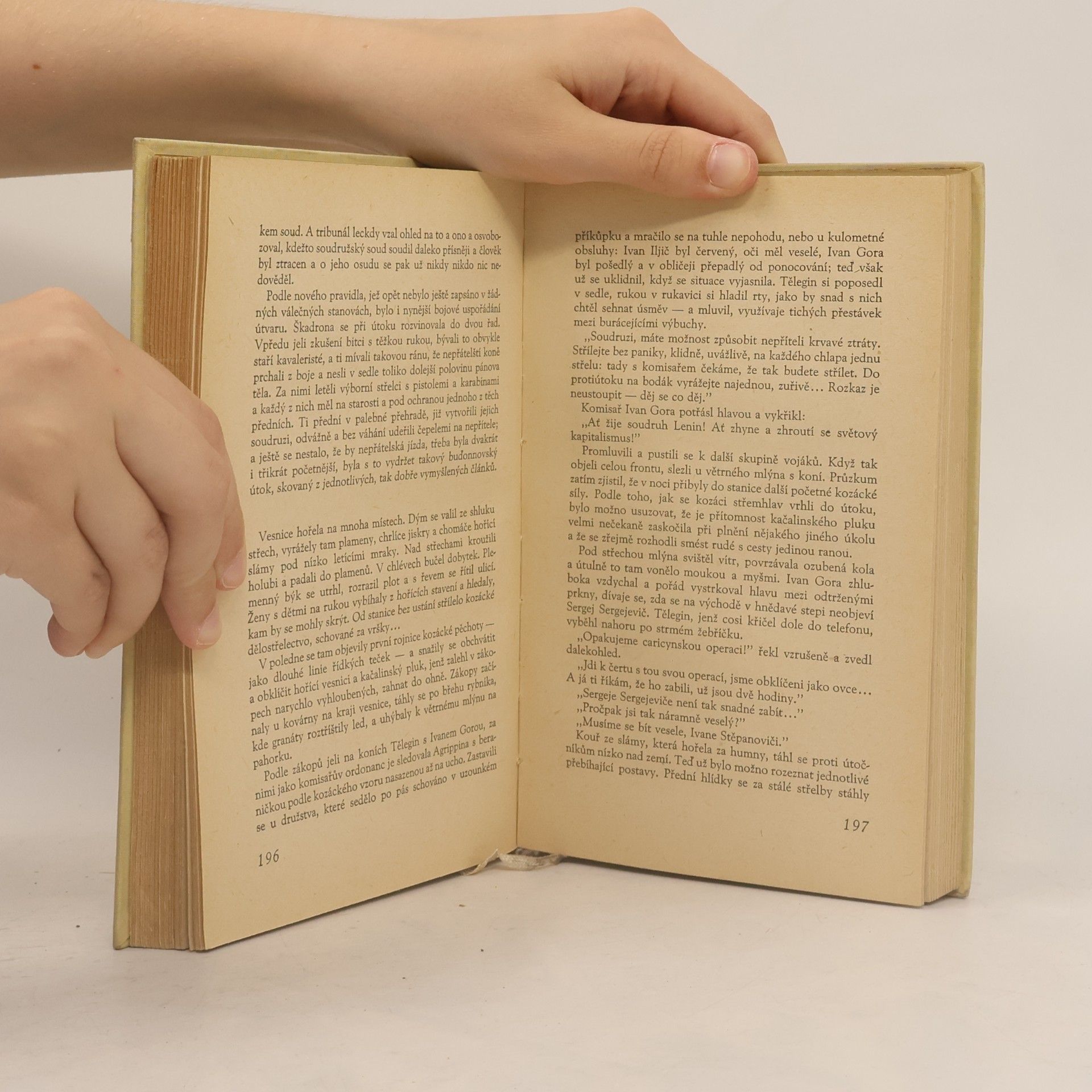 Aleksej N. Tolstoj Křížová cesta 3. Ponuré ráno