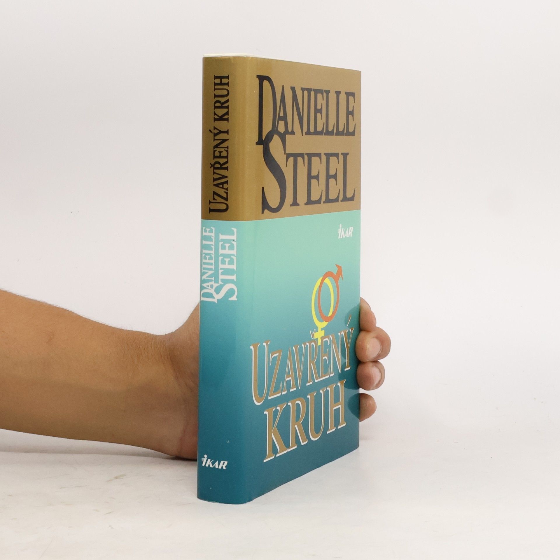 Danielle Steelová Uzavřený kruh