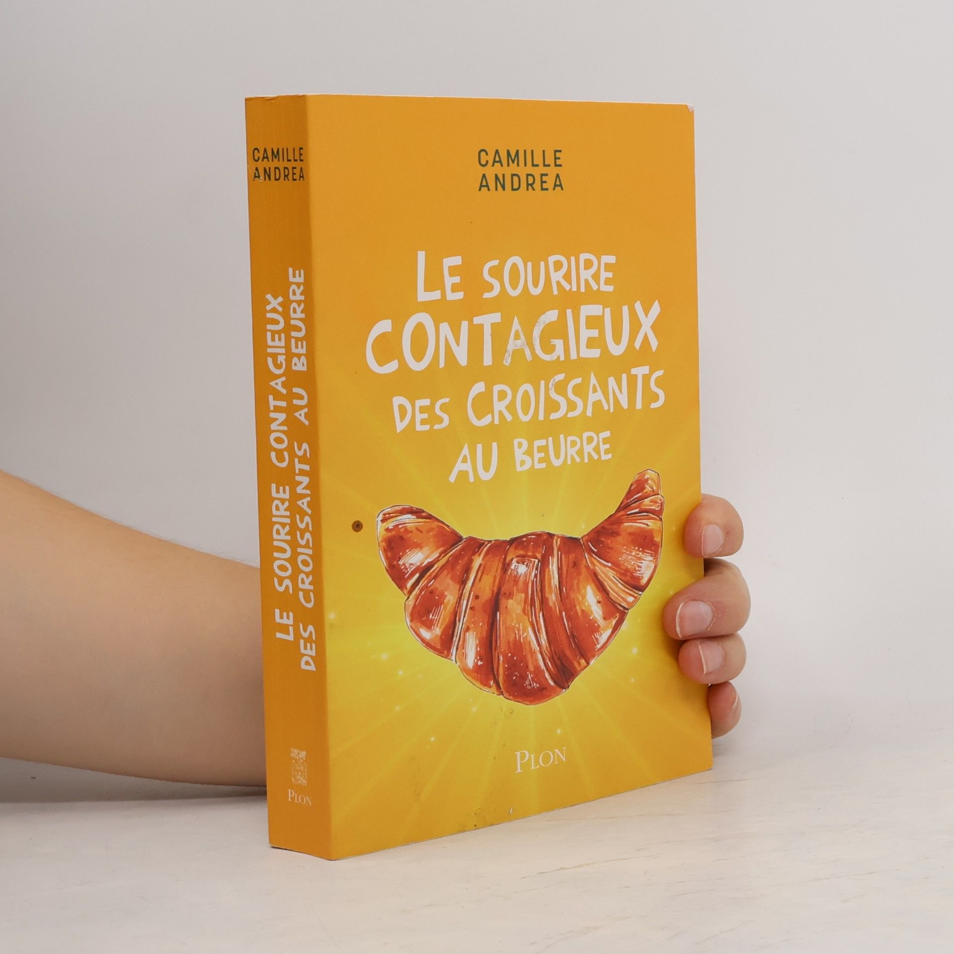 Le sourire contagieux des croissants au beurre