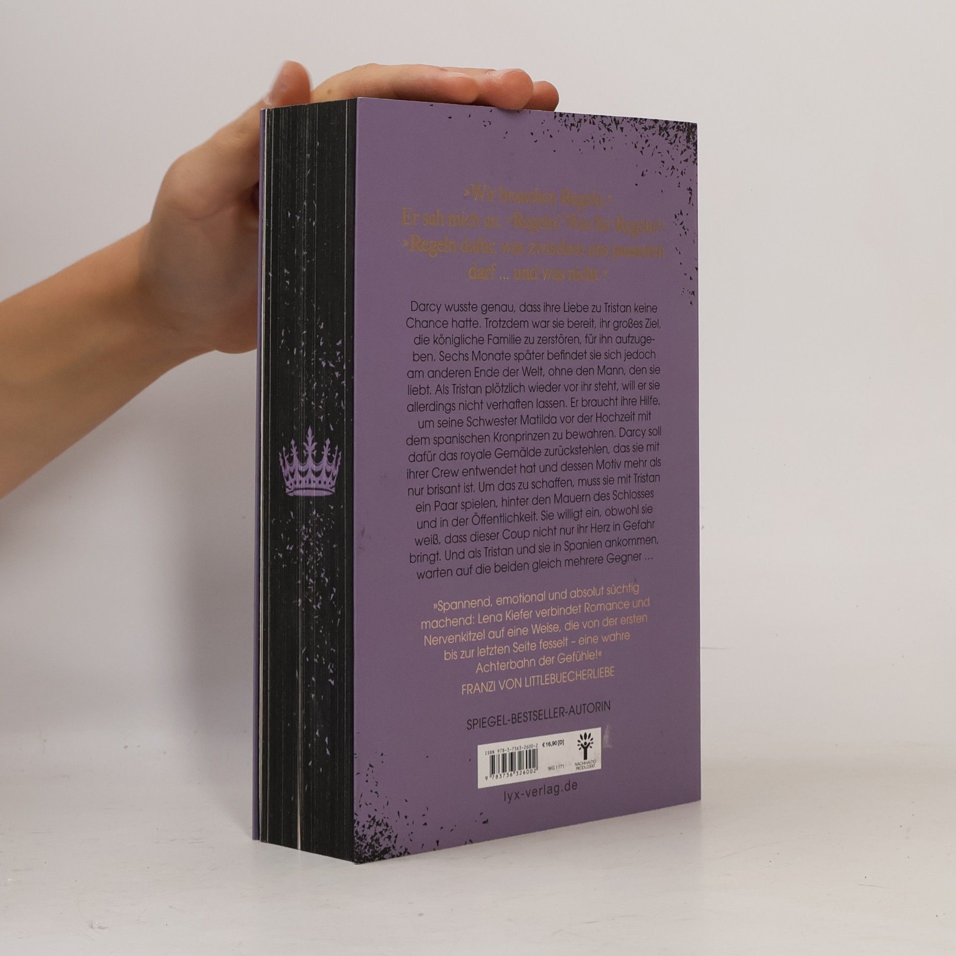 Lena Kiefer Royal Fake