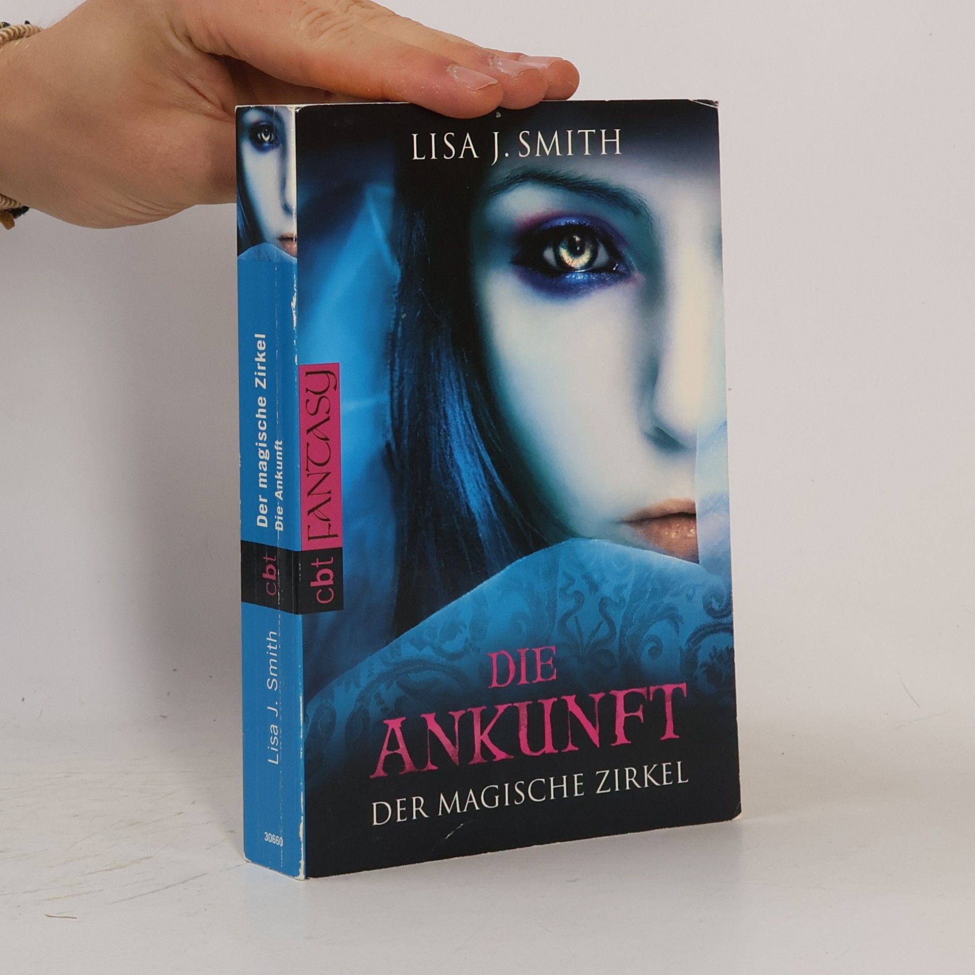 L. J. Smithová  Der magische Zirkel . Die Ankunft