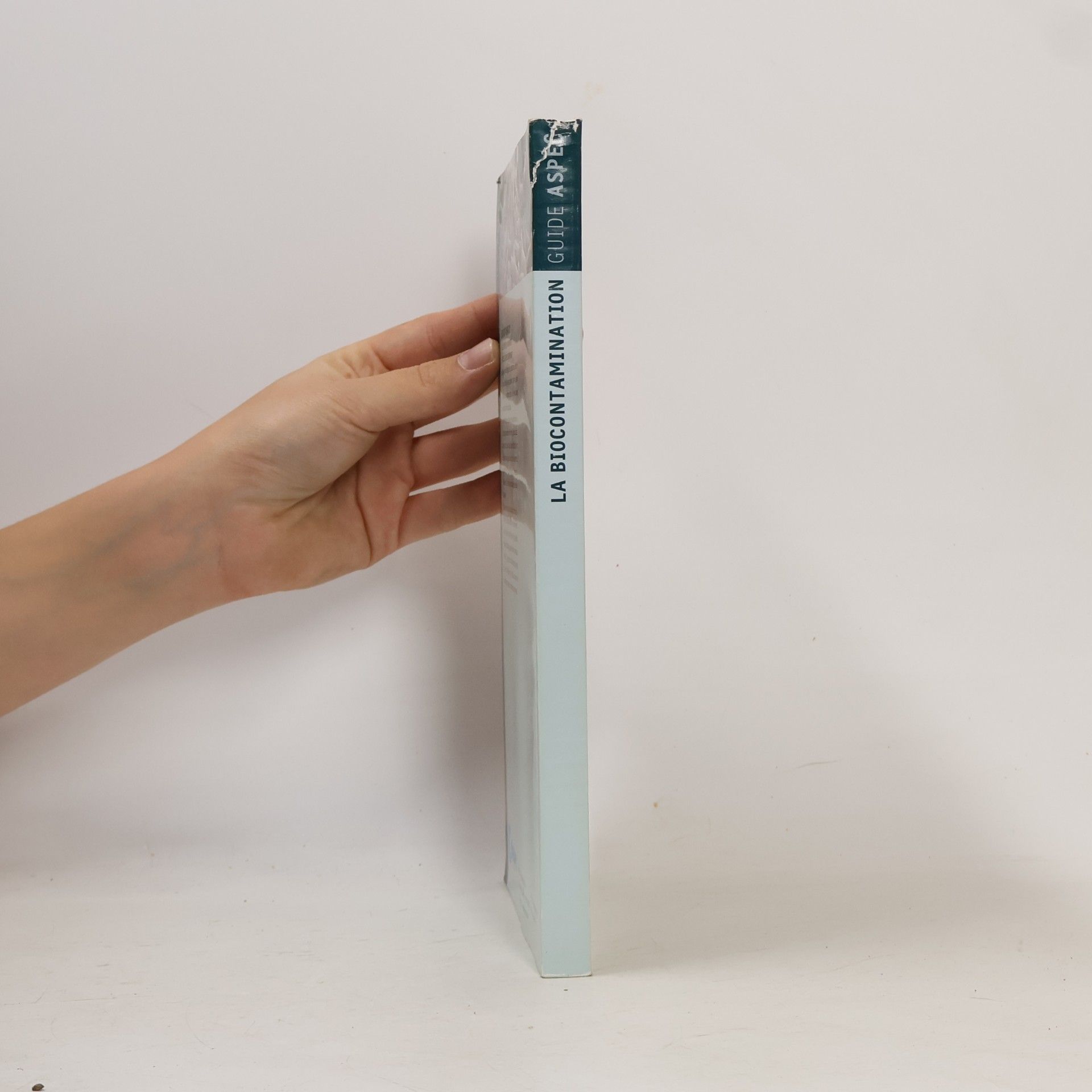 Guide Aspec: La biocontamination: Salles propres, environnements maîtrisés & zones de confinement