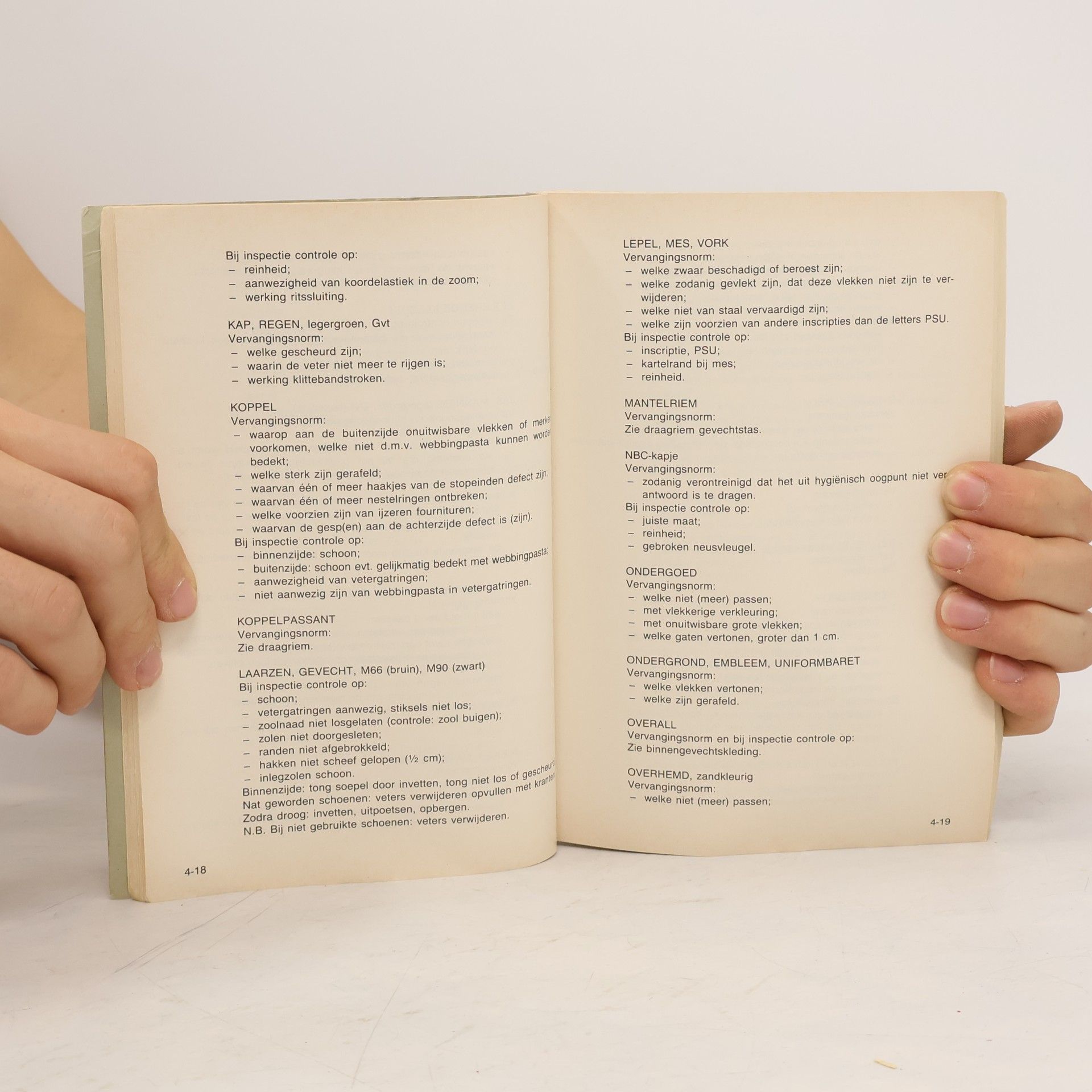 Various authors Handboek voor het kader