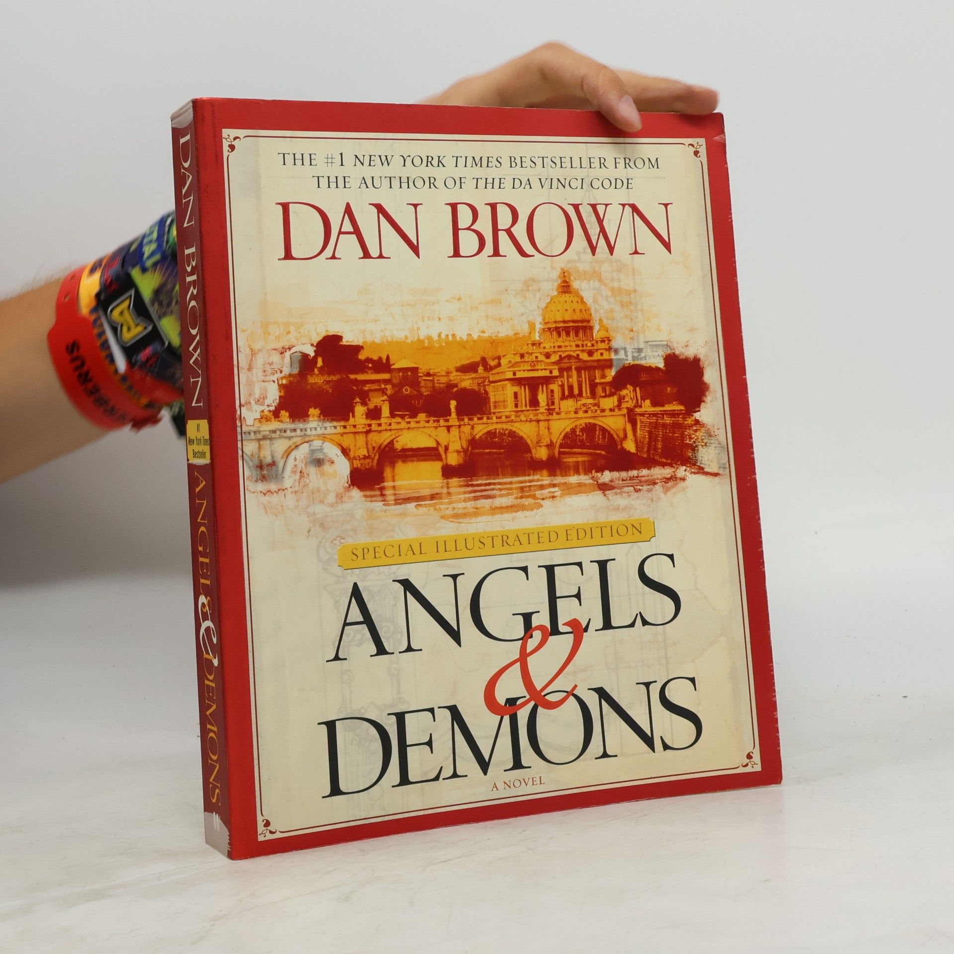Dan Brown Angels & Demons