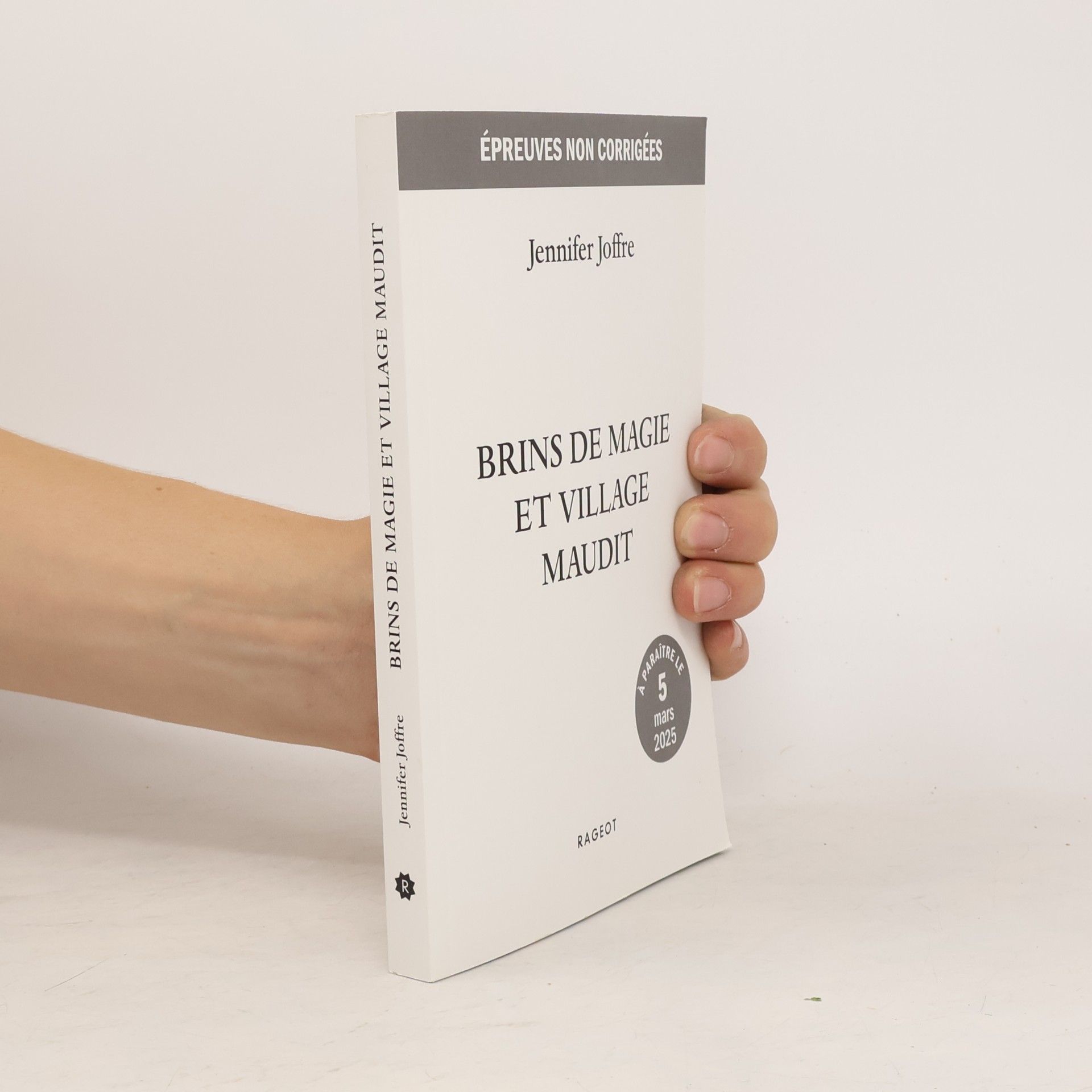 Jennifer Joffre Brins de magie et village maudit
