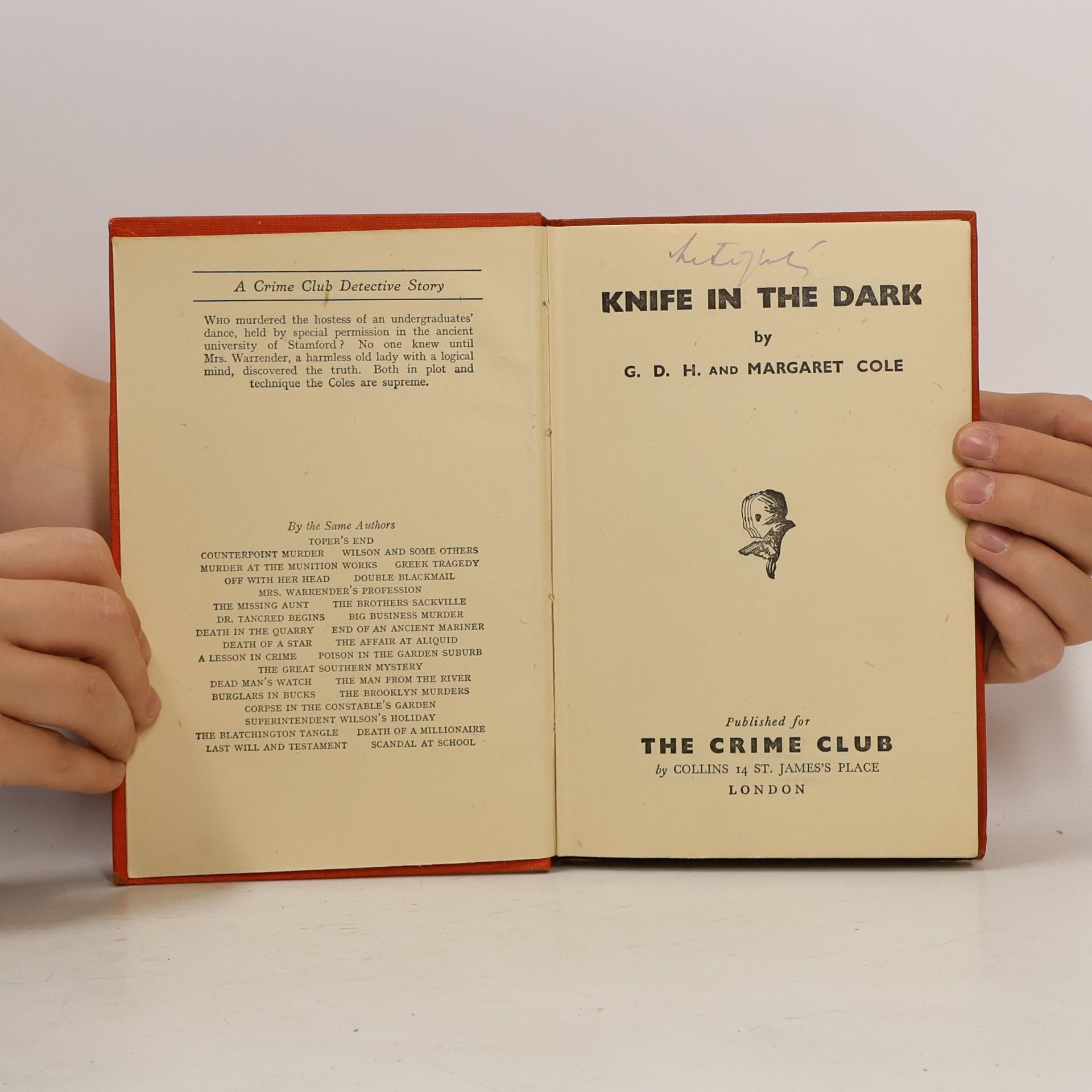 G.D.H. Cole Knife in the Dark