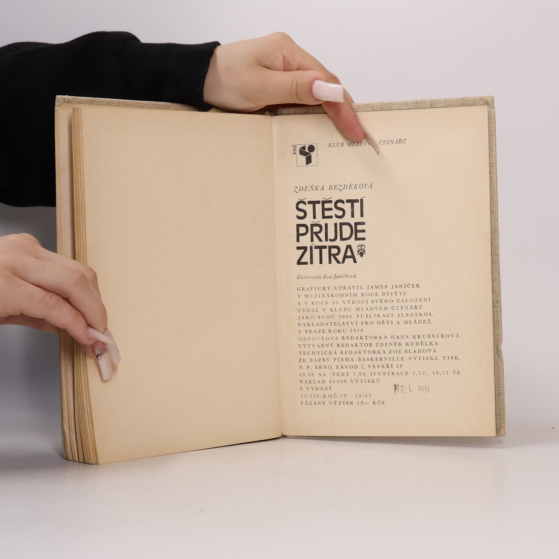Zdeňka Bezděková Štěstí přijde zítra
