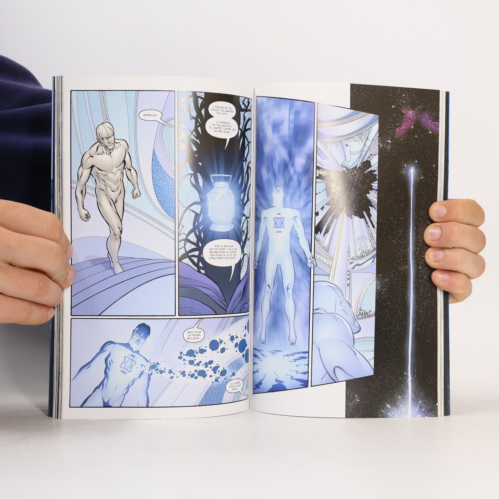 Warren Ellis Planetary T02