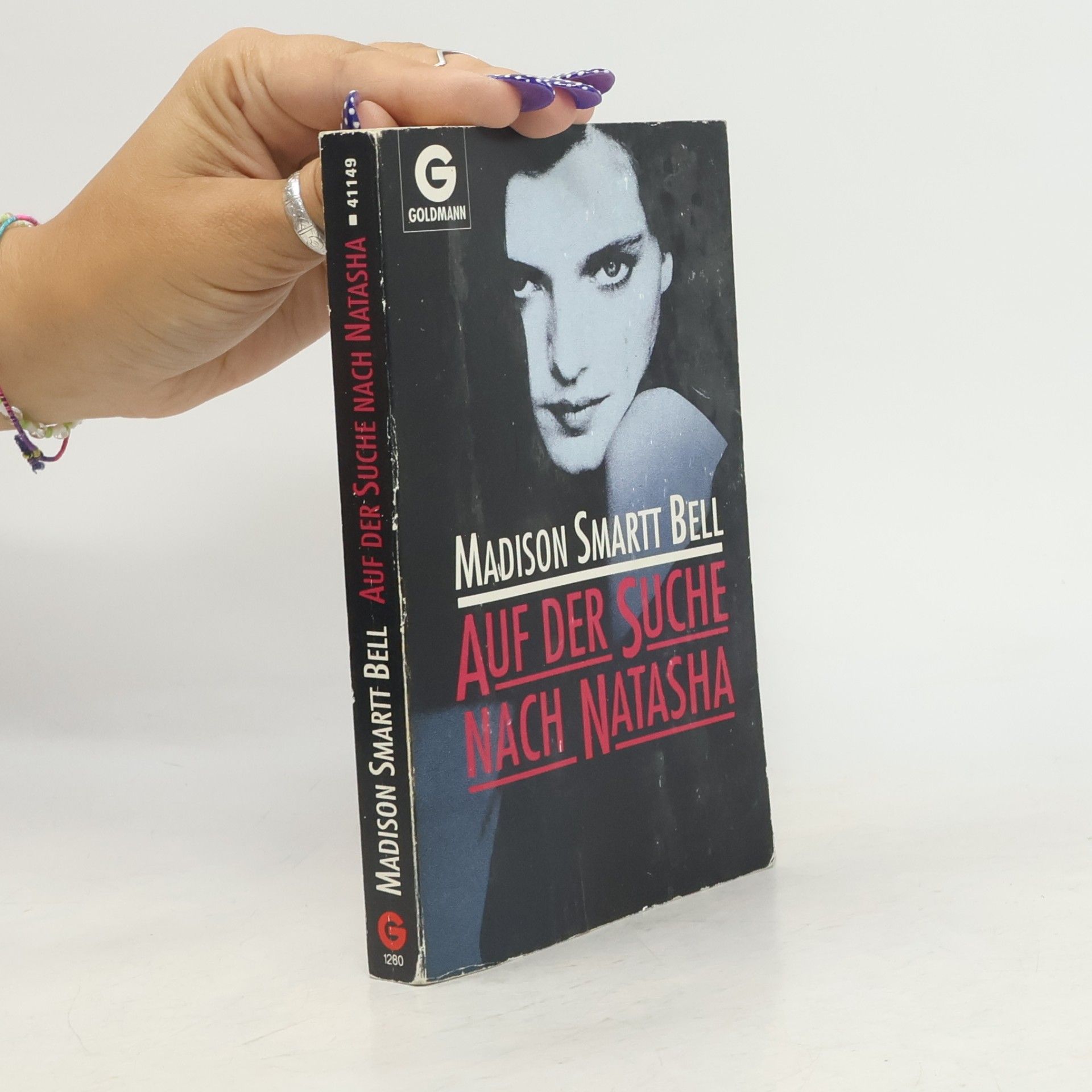 Madison Smart Bell Auf der Suche nach Natasha