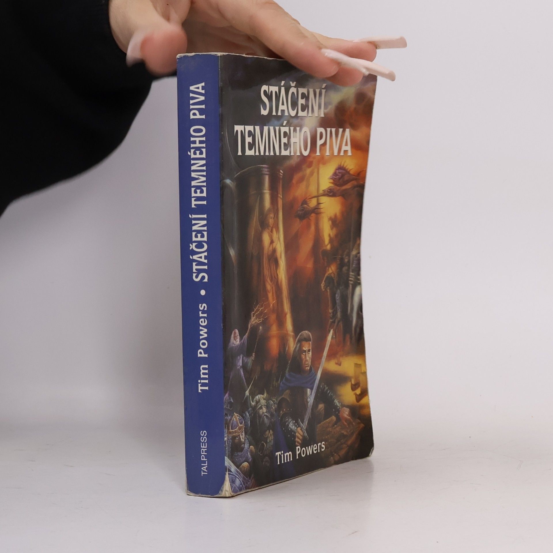 Tim Powers Stáčení temného piva
