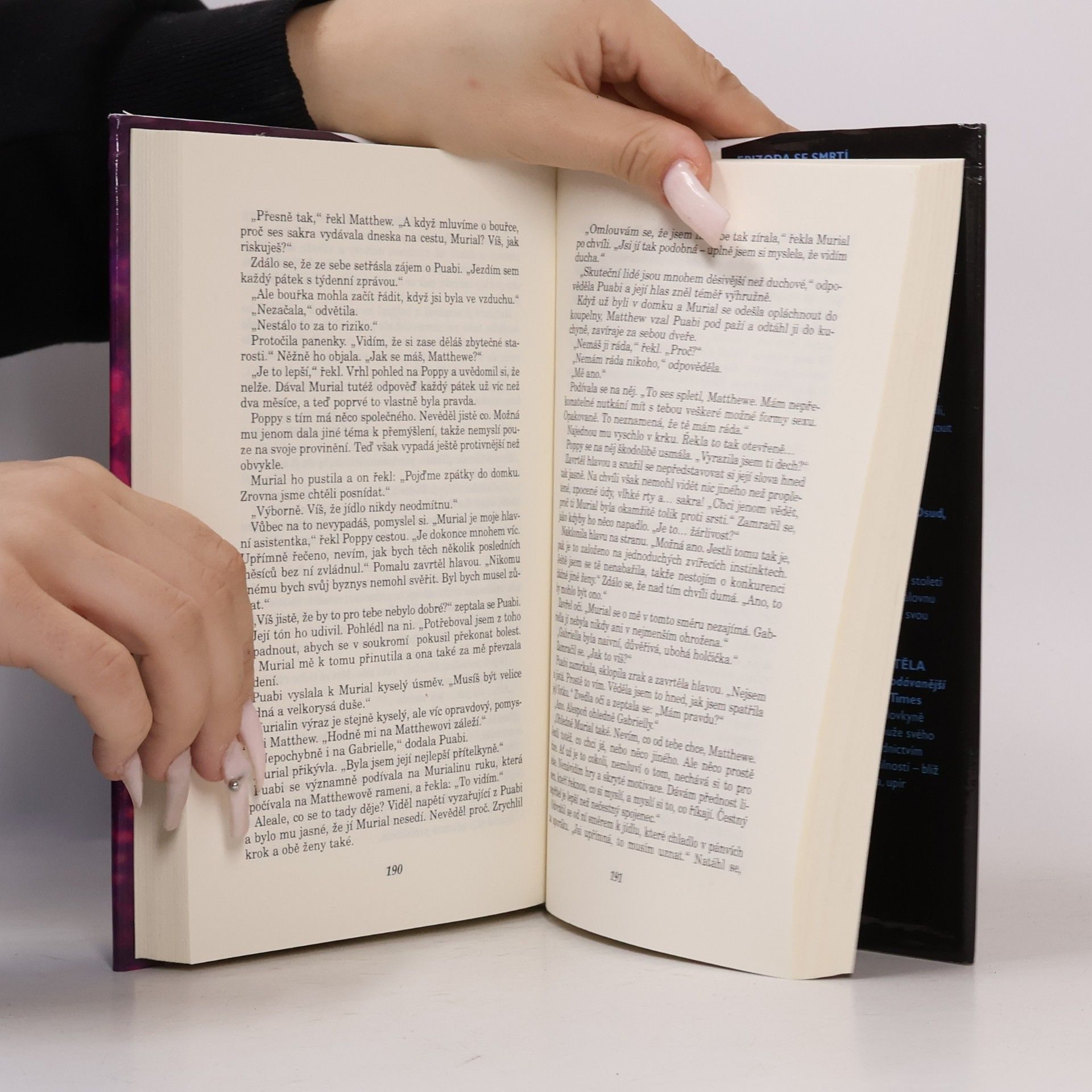 Nora Roberts Kouzla milují žár mého těla