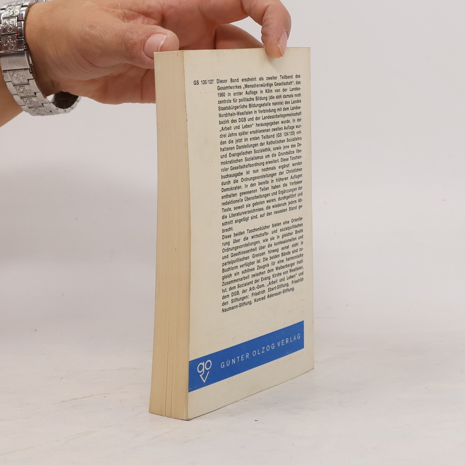 Autorenkollektiv Menschen-würdige Gesellschaft