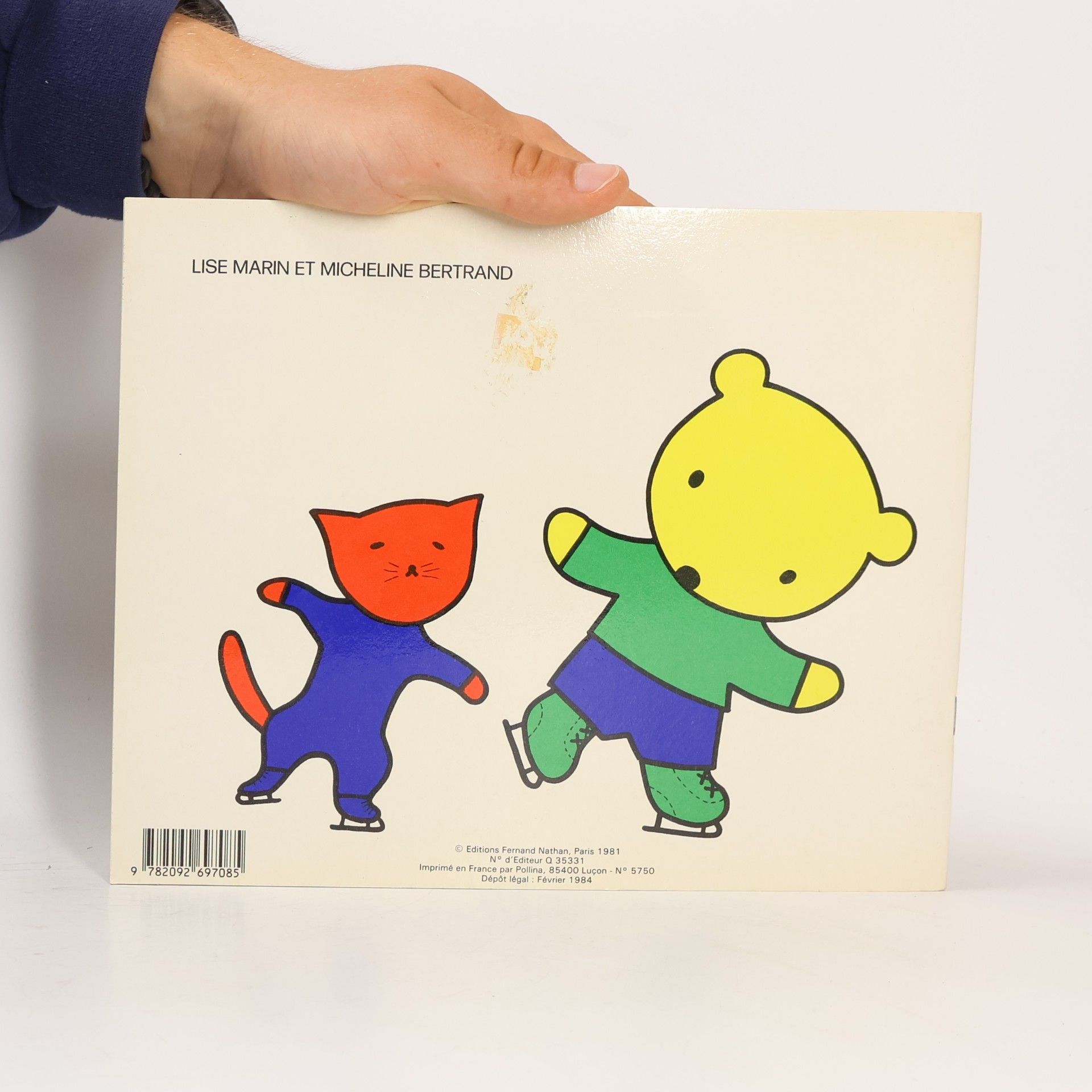 Jean Bertrand Ploum le petit ours fait du sport: Football, basket-ball, gymnastique, tir à l'arc, natation, ski, patinage