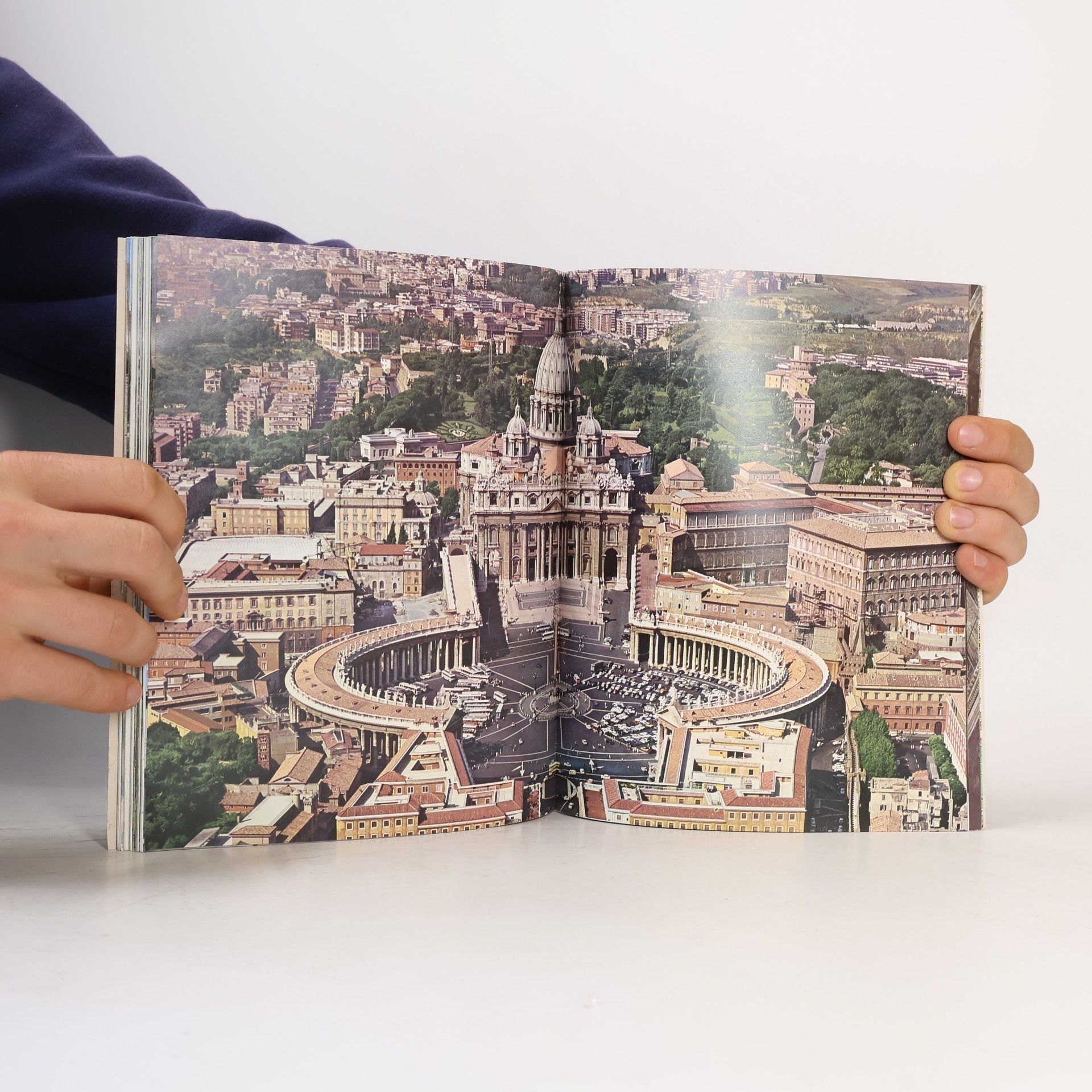 AA.VV. Rome et Vatican