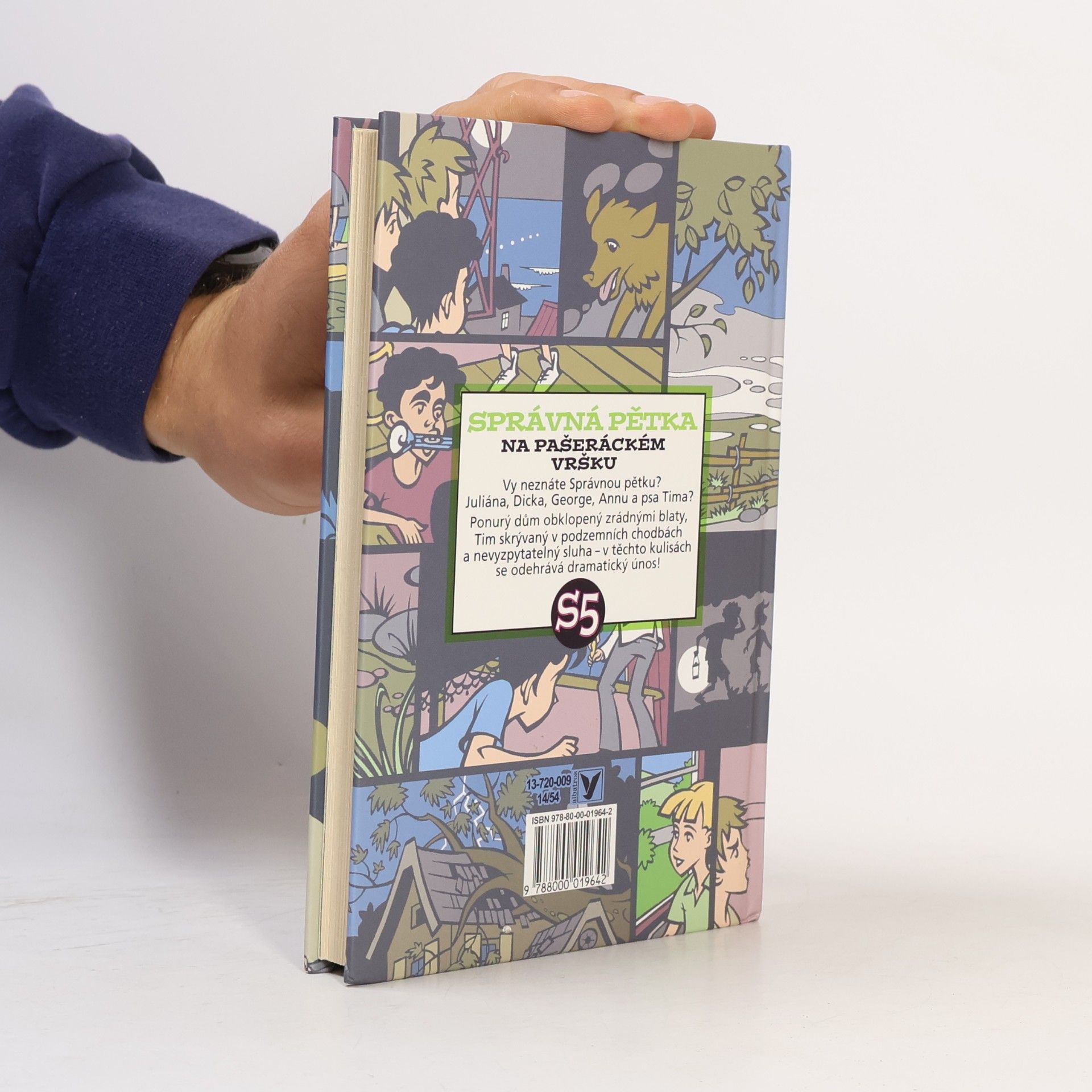 Enid Blyton Správná pětka. Na Pašeráckém vršku