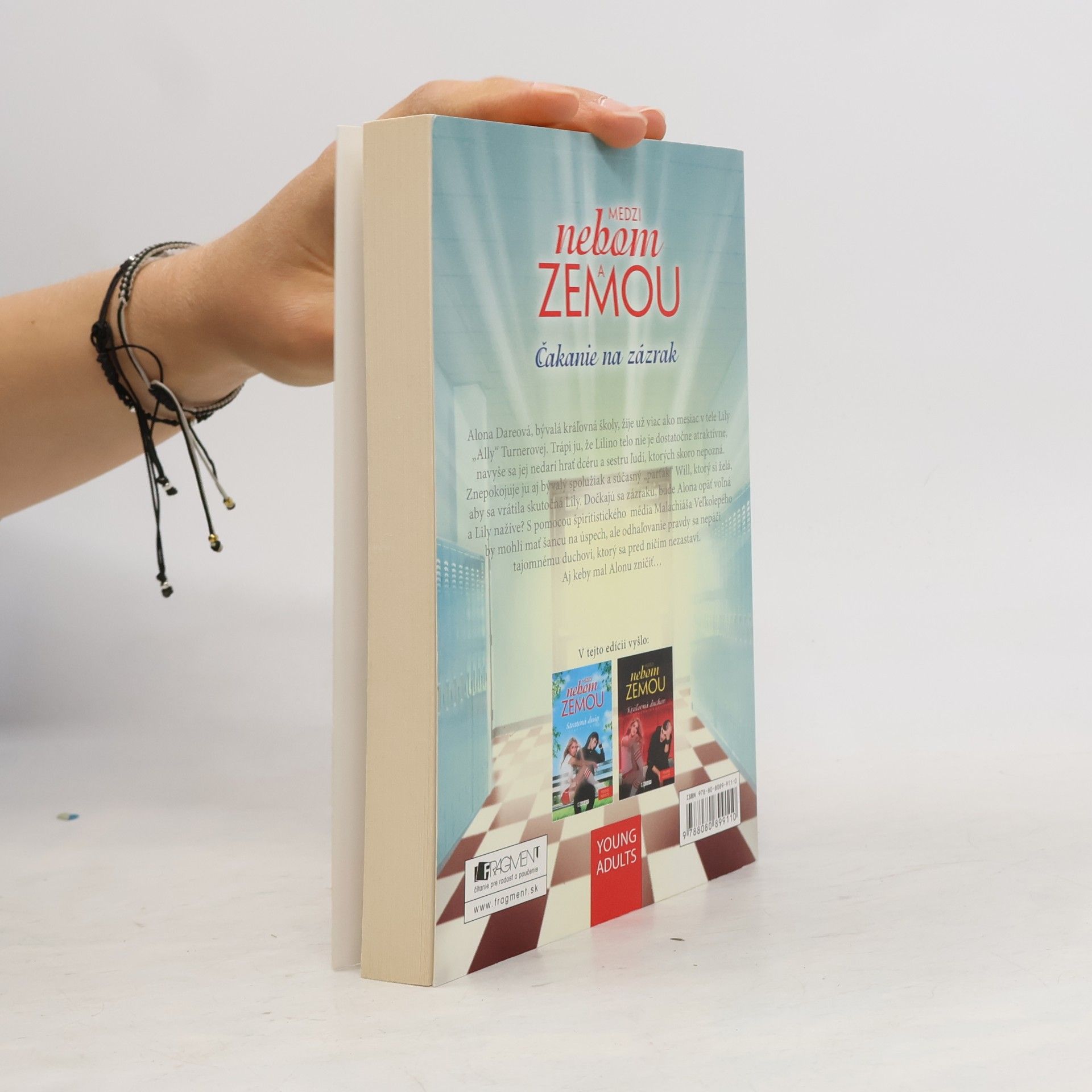 Stacey Kade Medzi nebom a zemou. Čekanie na zázrak