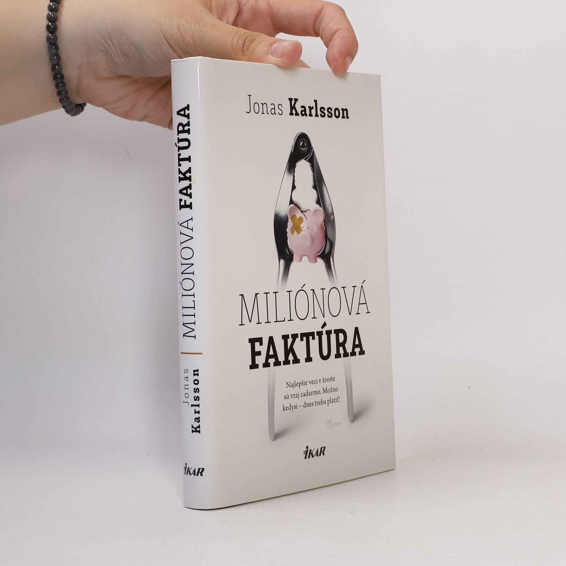 Jonas Karlsson Miliónová faktúra