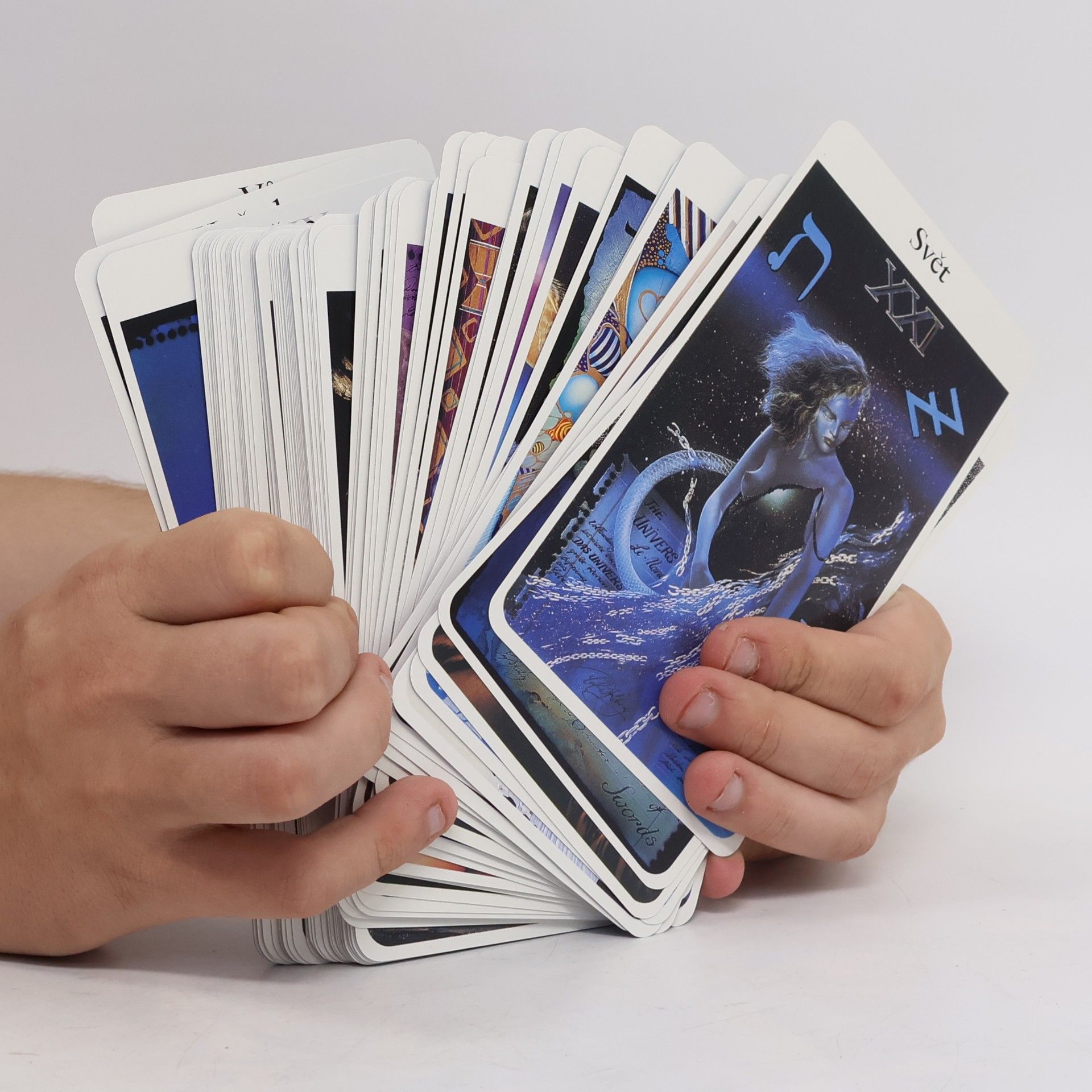 Francesca Marzano-Fritz Röhrig tarot. 78 karet a kniha