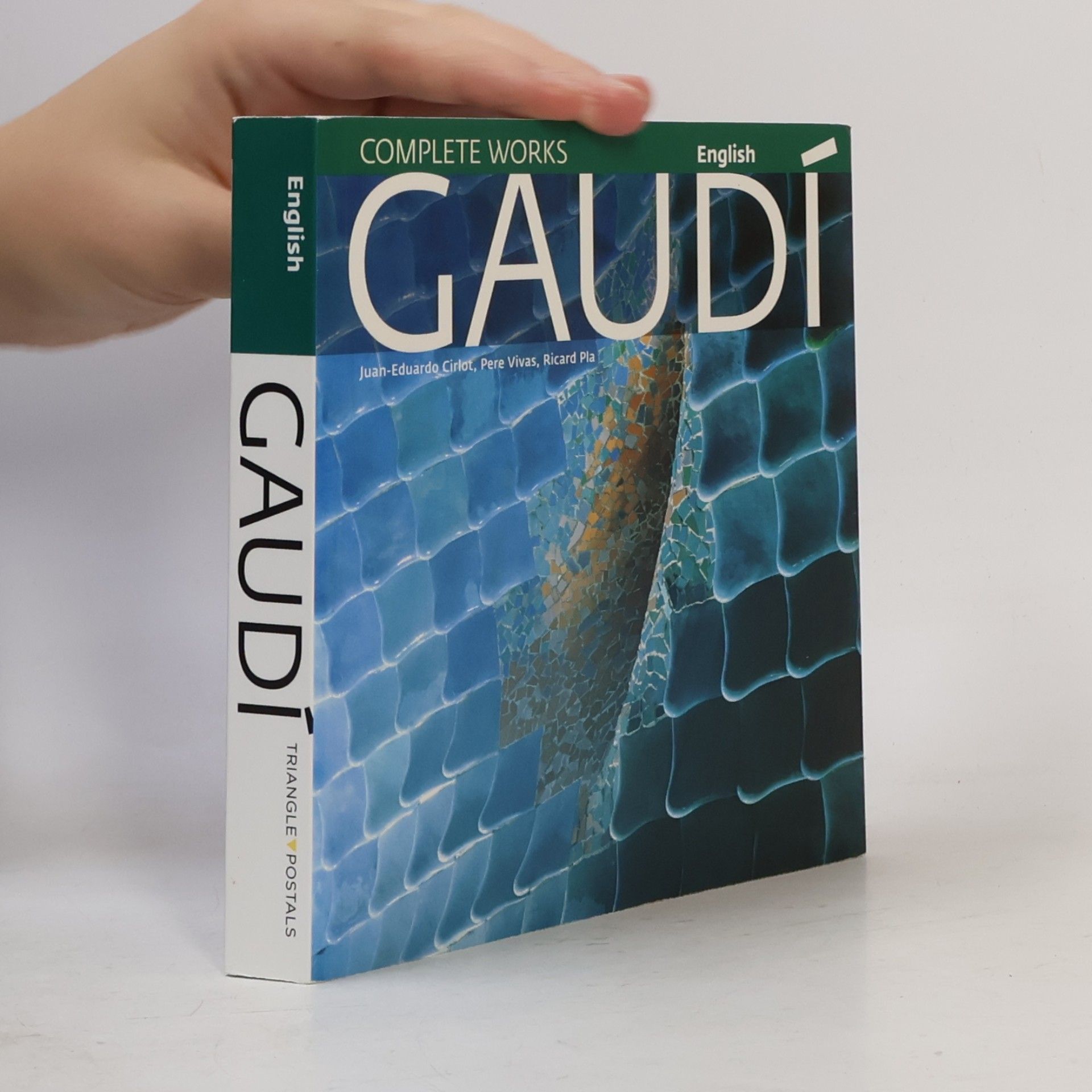 Juan-Eduardo Cirlot Gaudí : introduction to his architecture