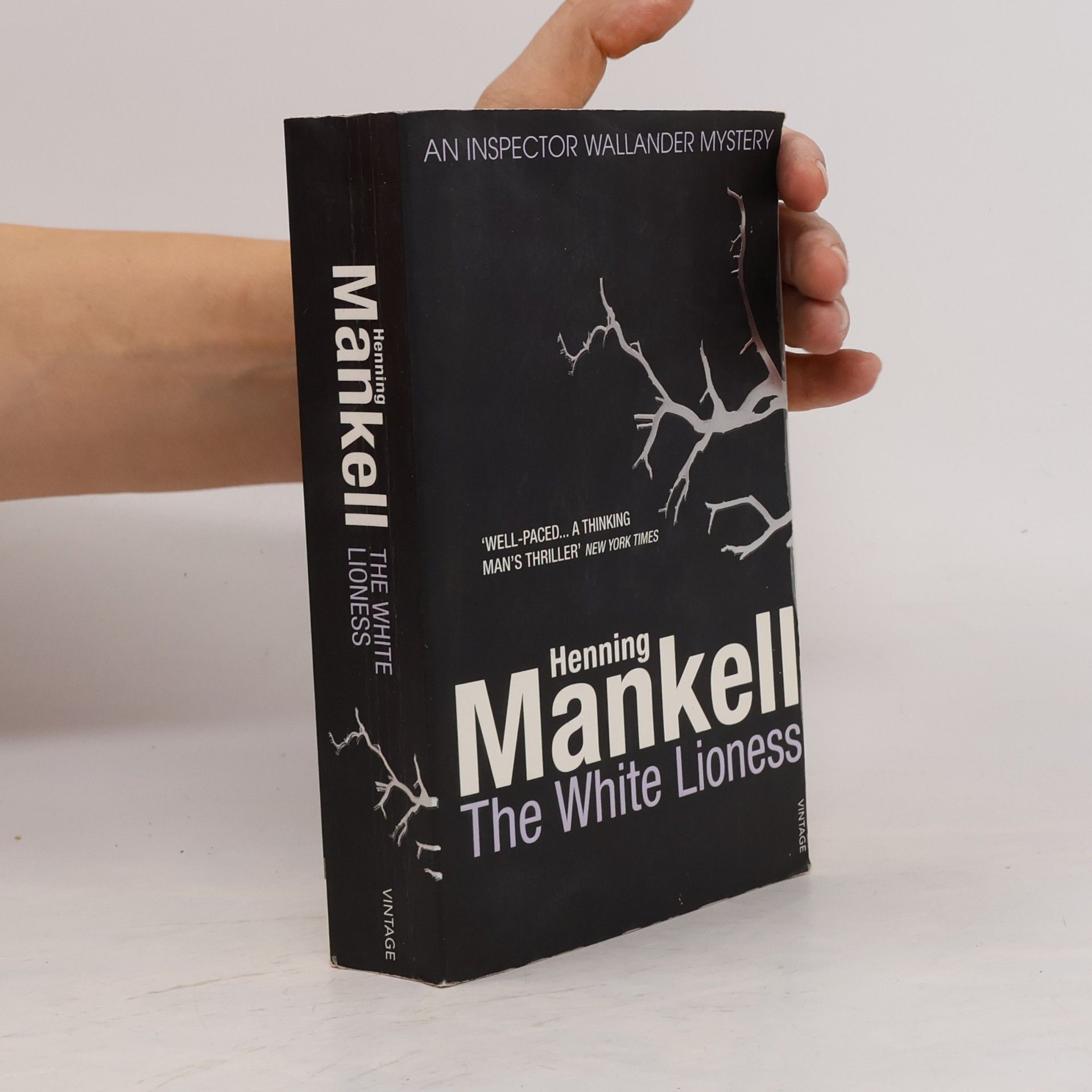 Henning Mankell The white lioness