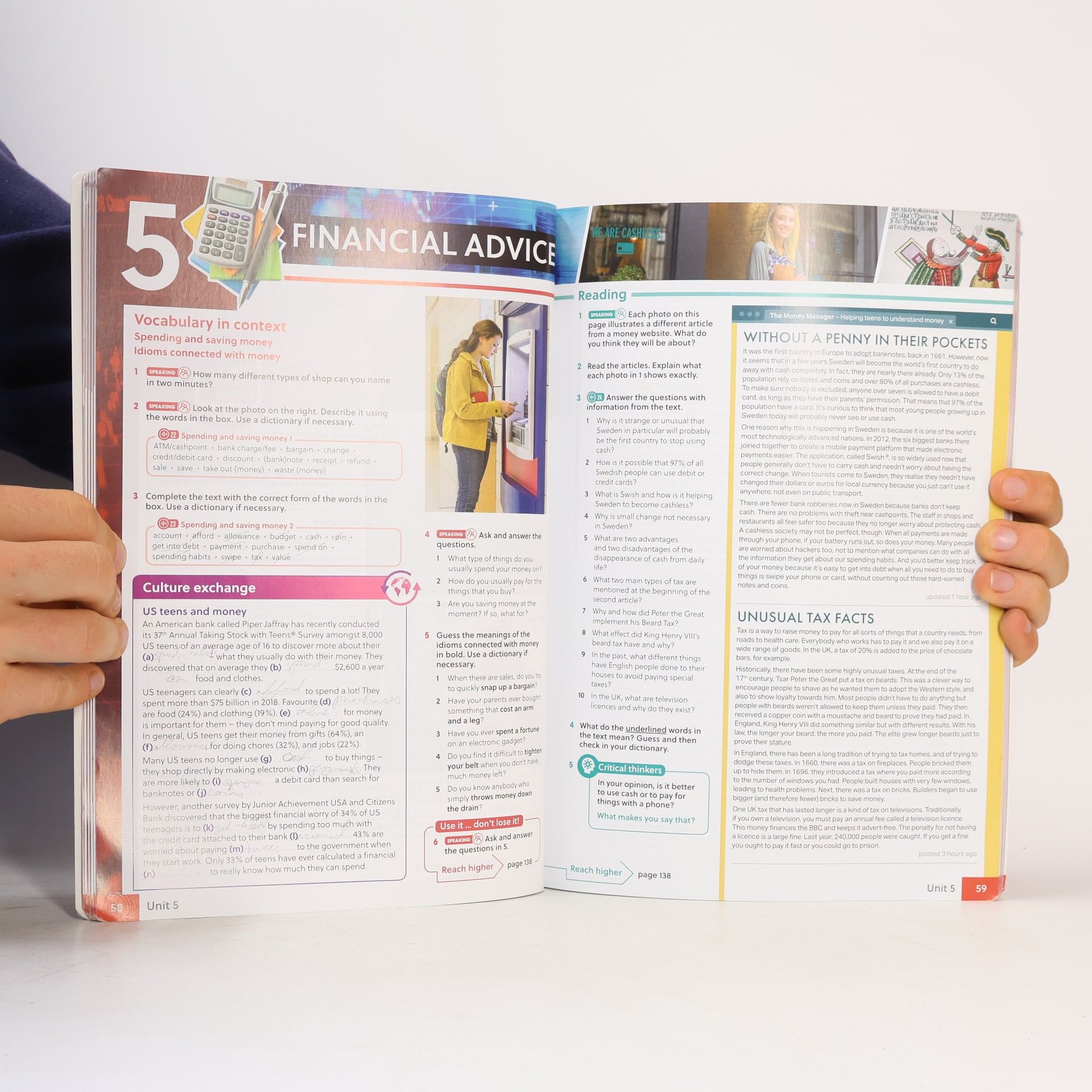 David Spencer Gateway to the World : Maturita Edition. B2. Student's book