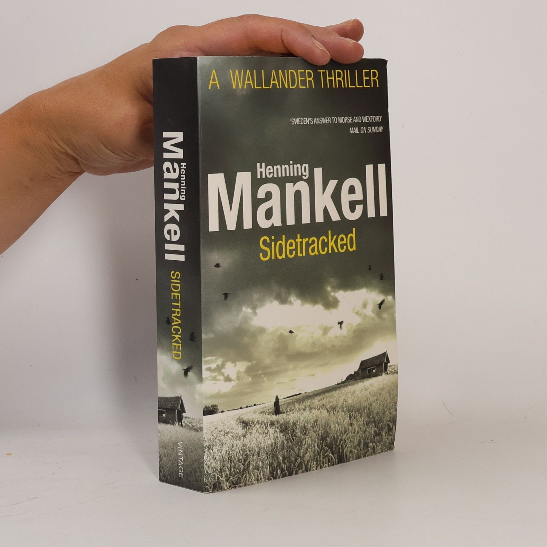 Henning Mankell Sidetracked