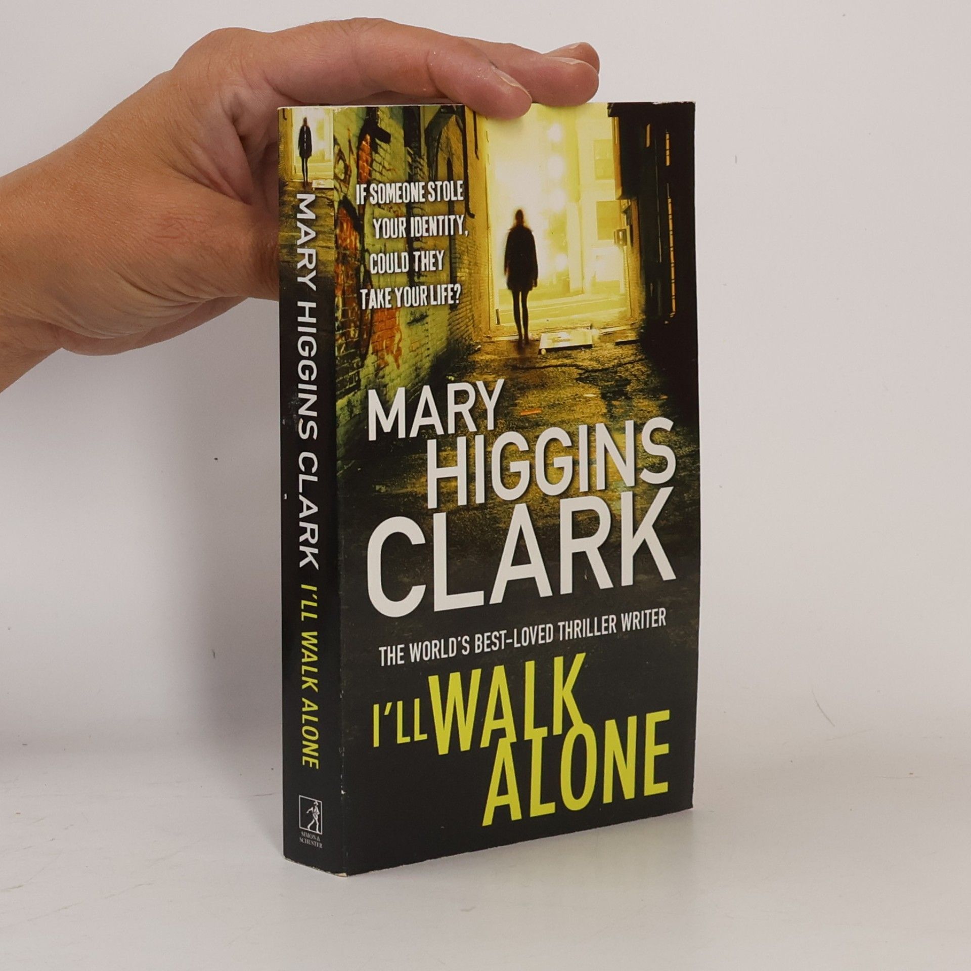 Mary Higgins Clark I'll Walk Alone