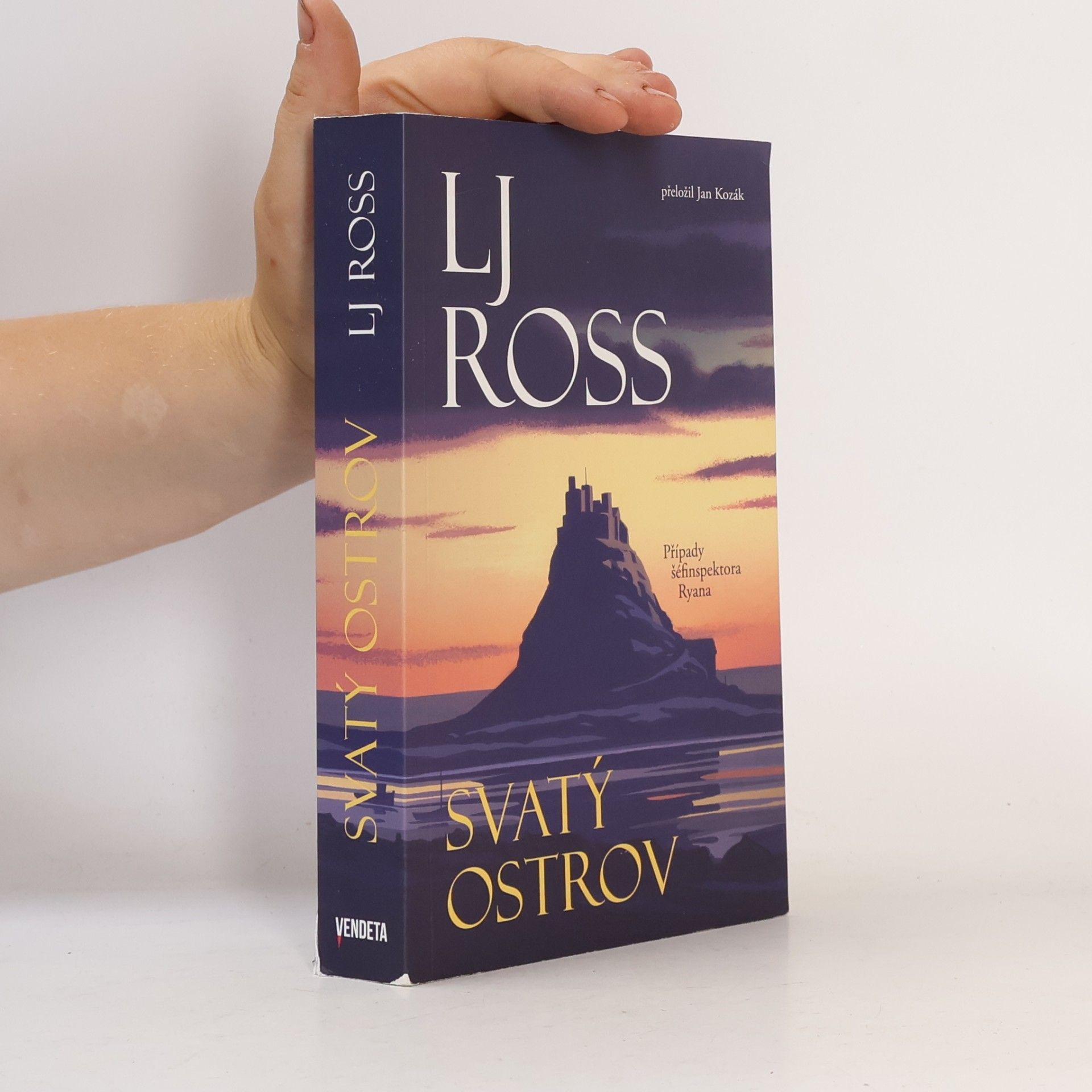 L. J. Ross Svatý ostrov