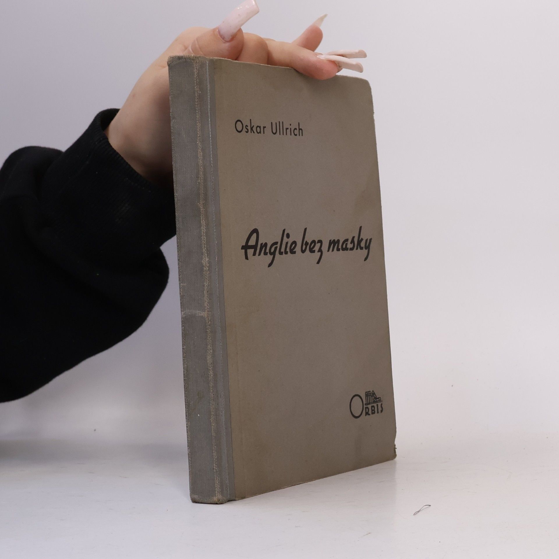 Oskar Ullrich Anglie bez masky