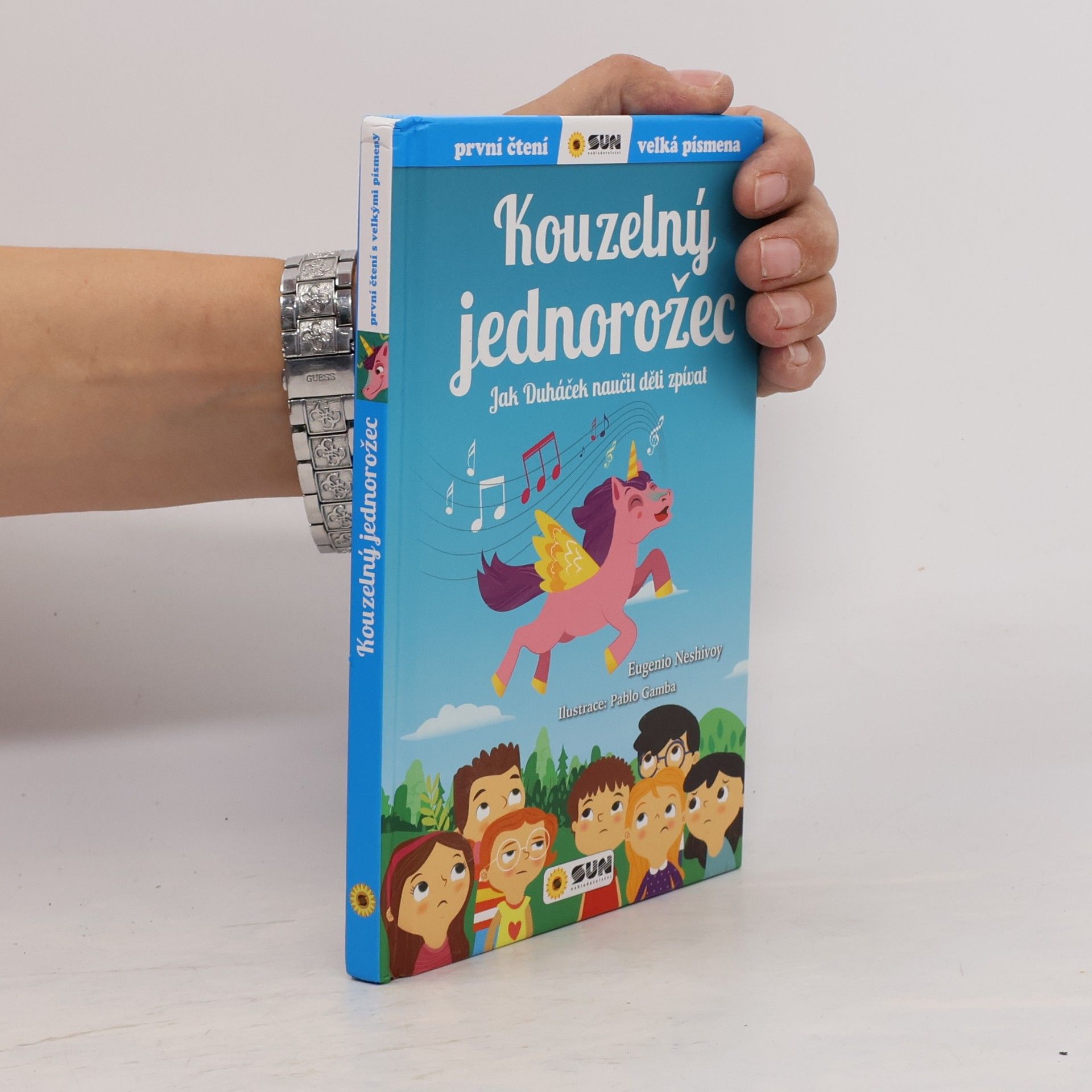 Kouzelný jednorožec. Jak Duháček naučil děti zpívat