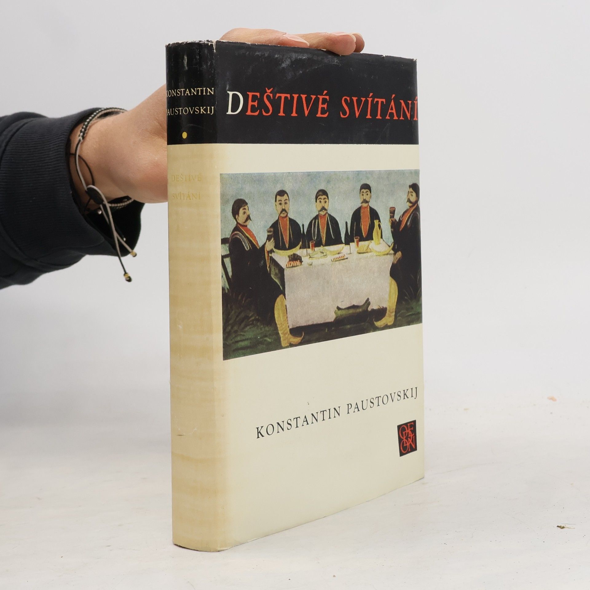 Konstantin Paustovski Deštivé svítání