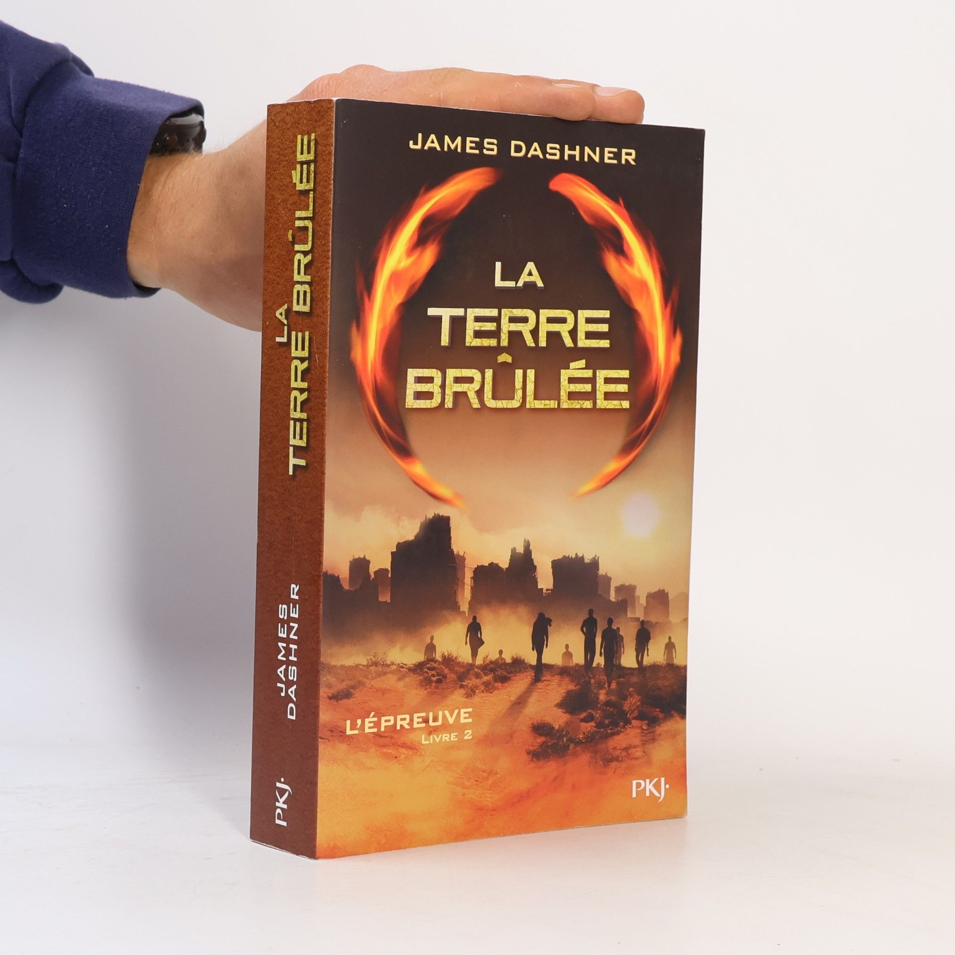 La terre brûlée