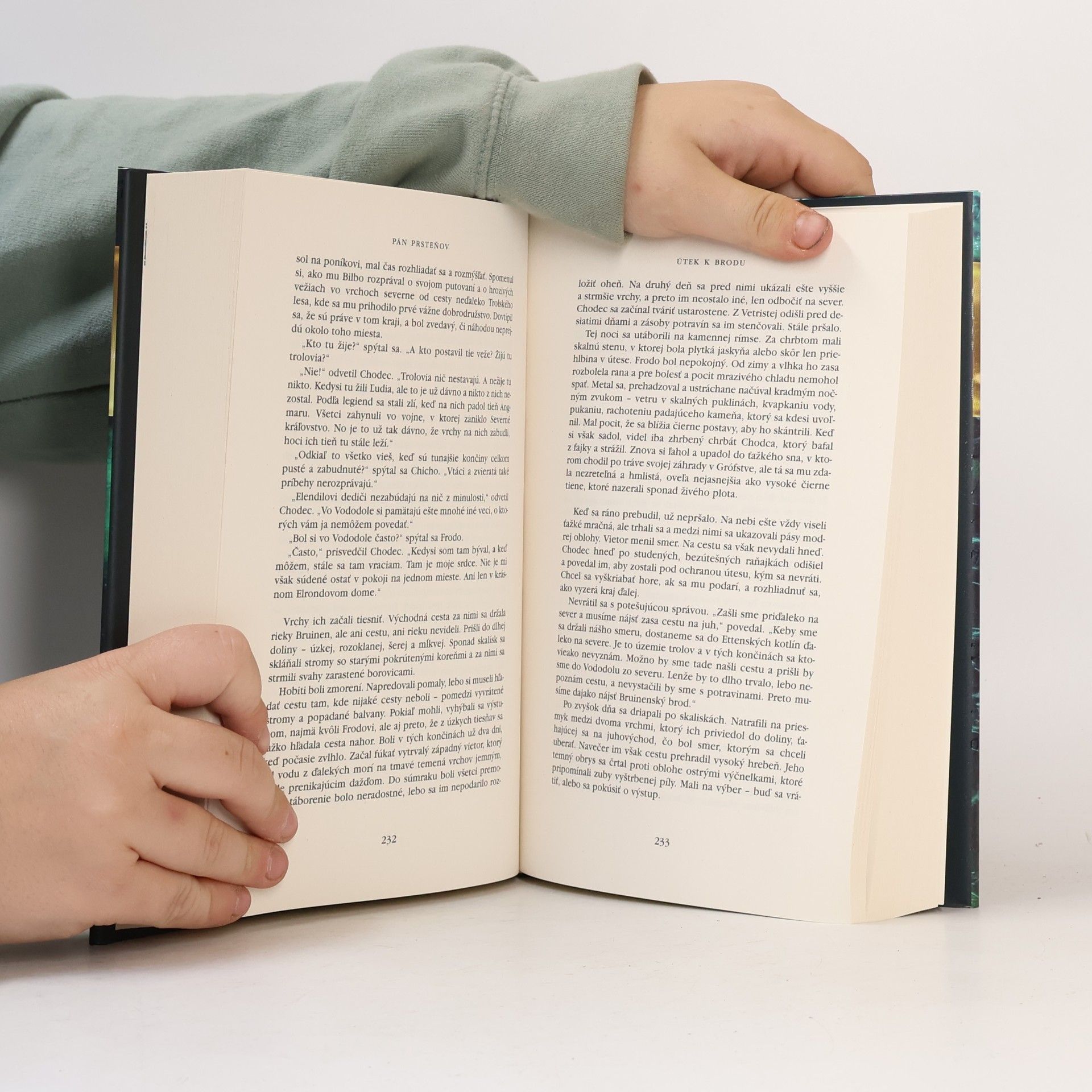 J. R. R. Tolkien Pán prsteňov 1. Spoločenstvo prsteňa