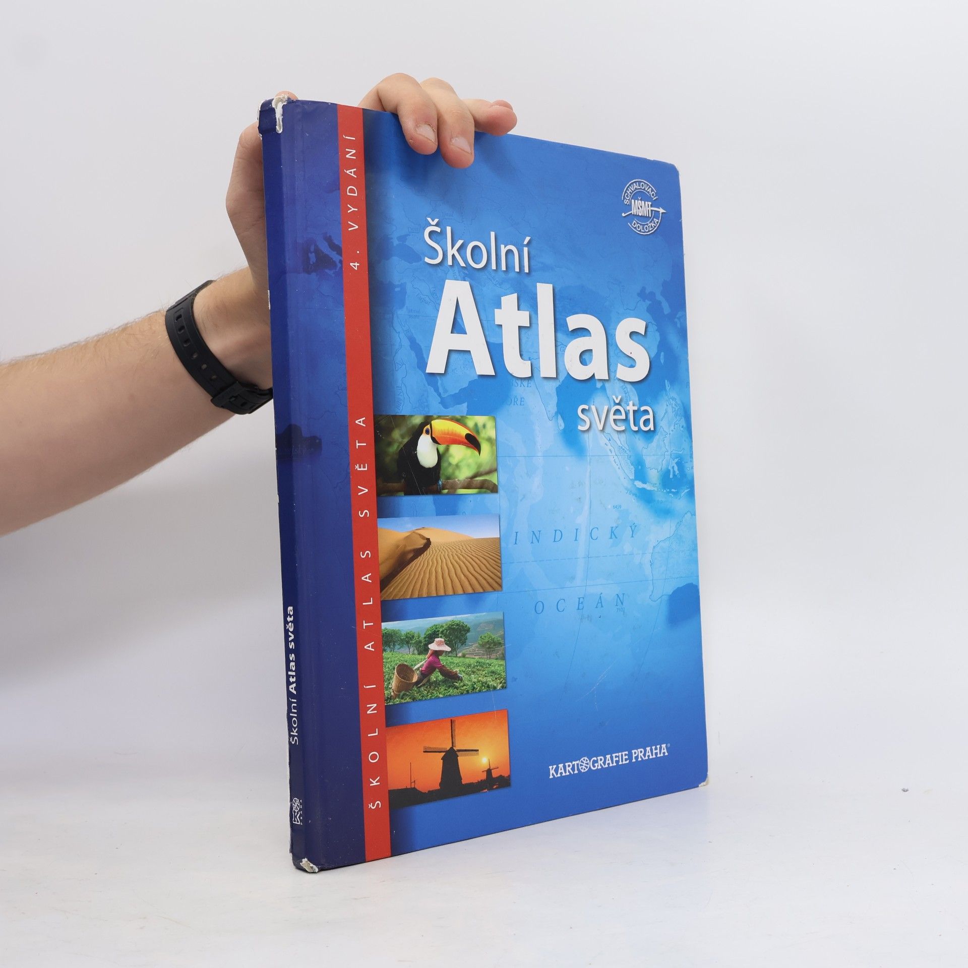 Various authors Školní atlas světa