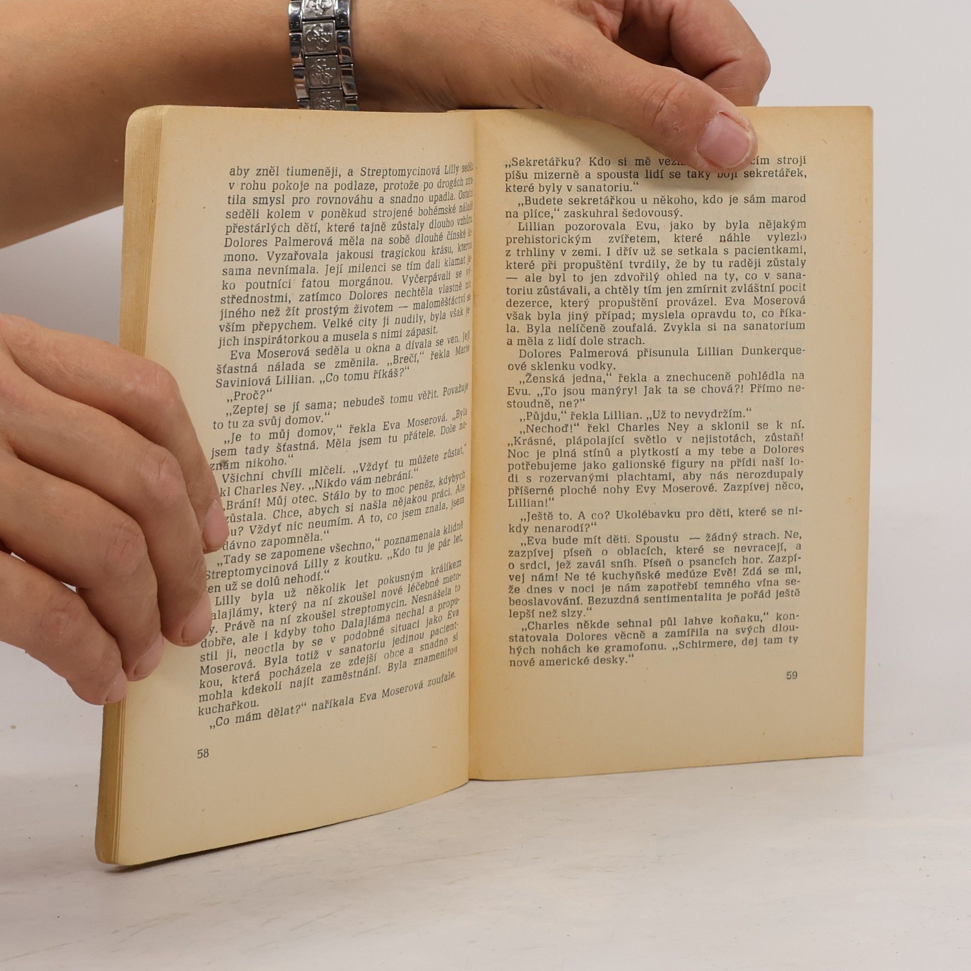 Erich Maria Remarque Nebe nezná vyvolených